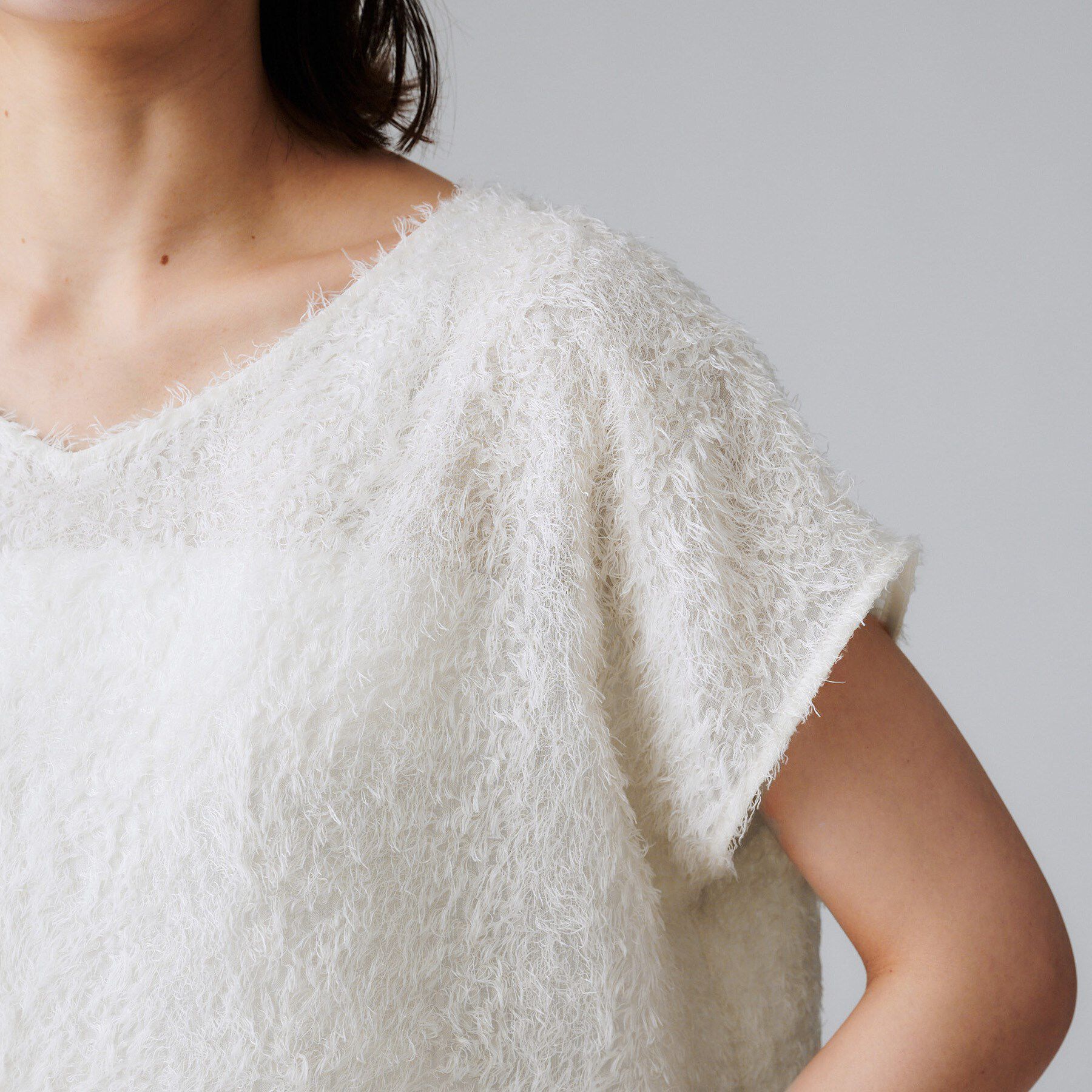 UNTITLED「【セットアップ可/洗える】フェザーフレンチスリーブブラウス」|シャツ・ブラウス|