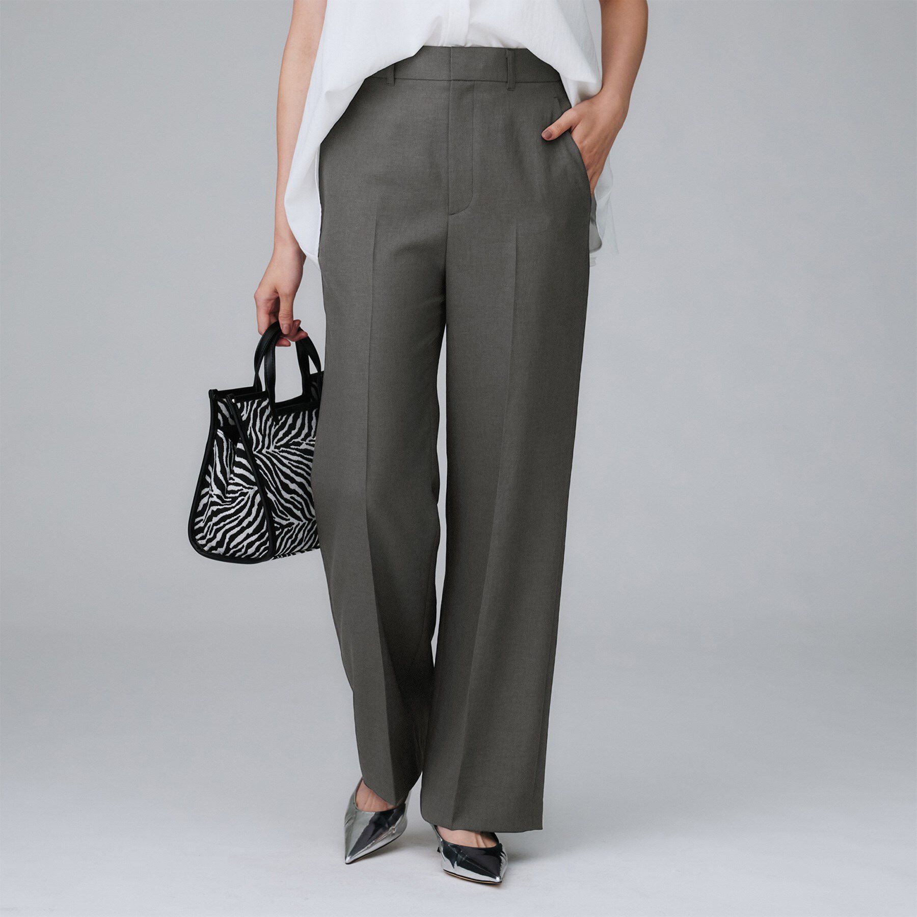 UNTITLED「【後ろウエストゴム】ツイルセミフレアパンツ」|その他|