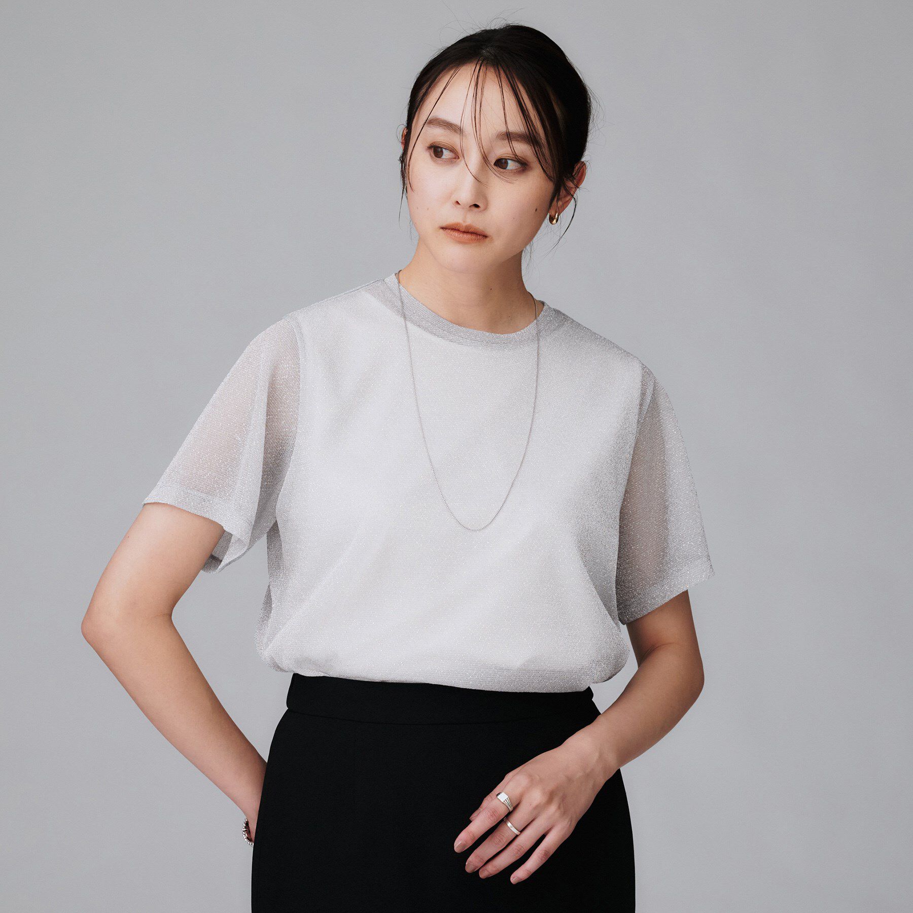 UNTITLED「【洗える】ラメシアーTシャツ」|Tシャツ・カットソー|ライトグレー(011