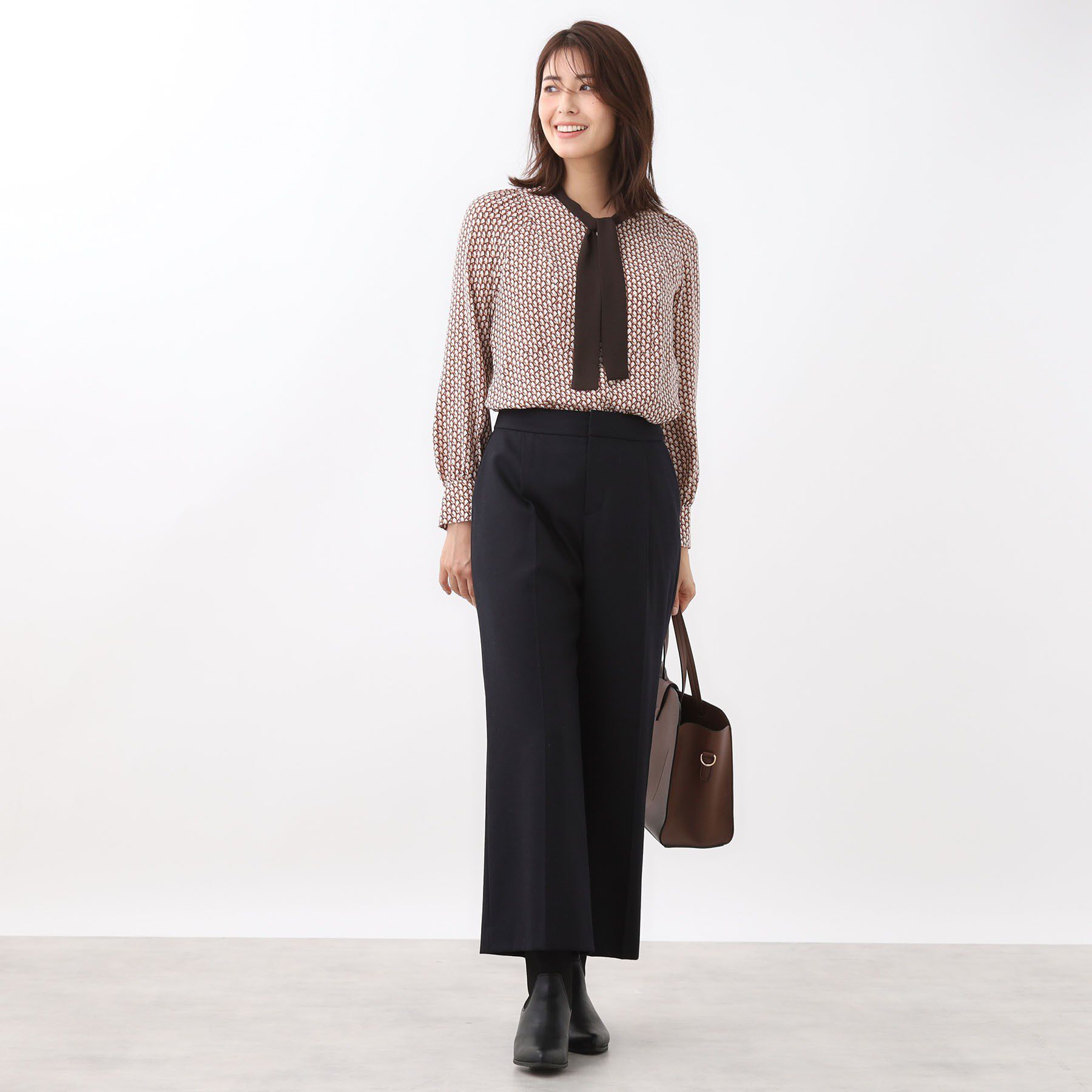 Reflect「【レイヤードに◎】ボウタイプリントブラウス」|シャツ・ブラウス|