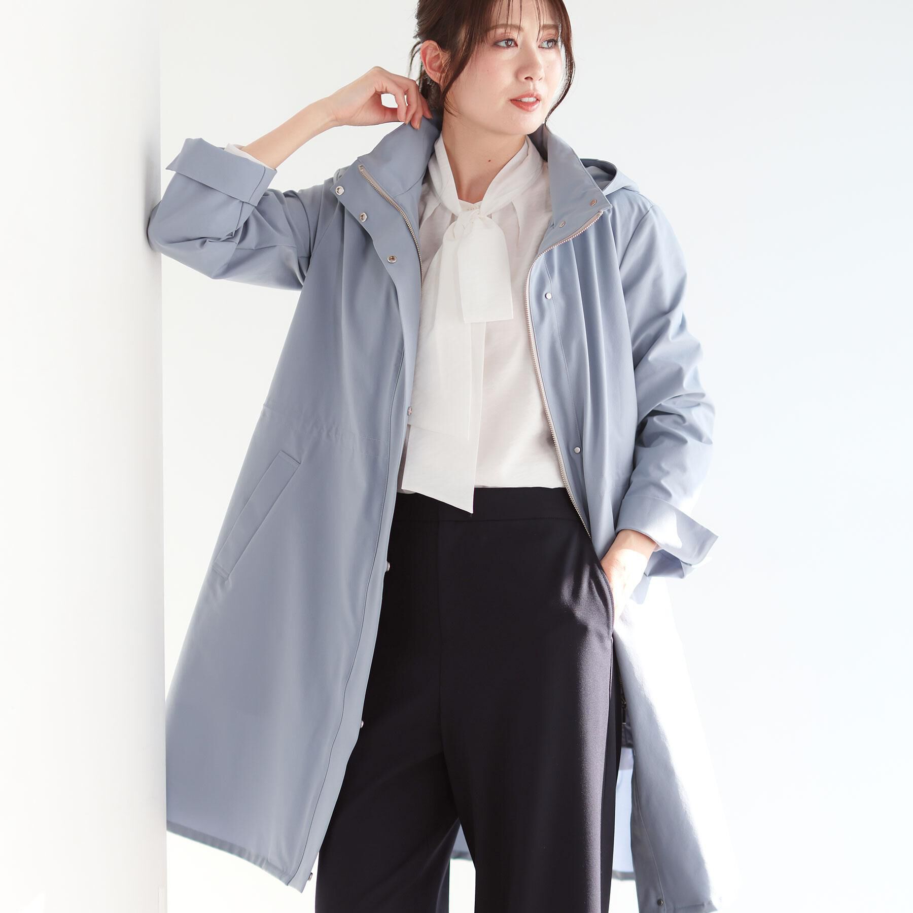 Reflect「【セレモニー・通勤に◎／ボウタイ取り外し可】ボウタイ付きバンドカラーブラウス」|シャツ・ブラウス|