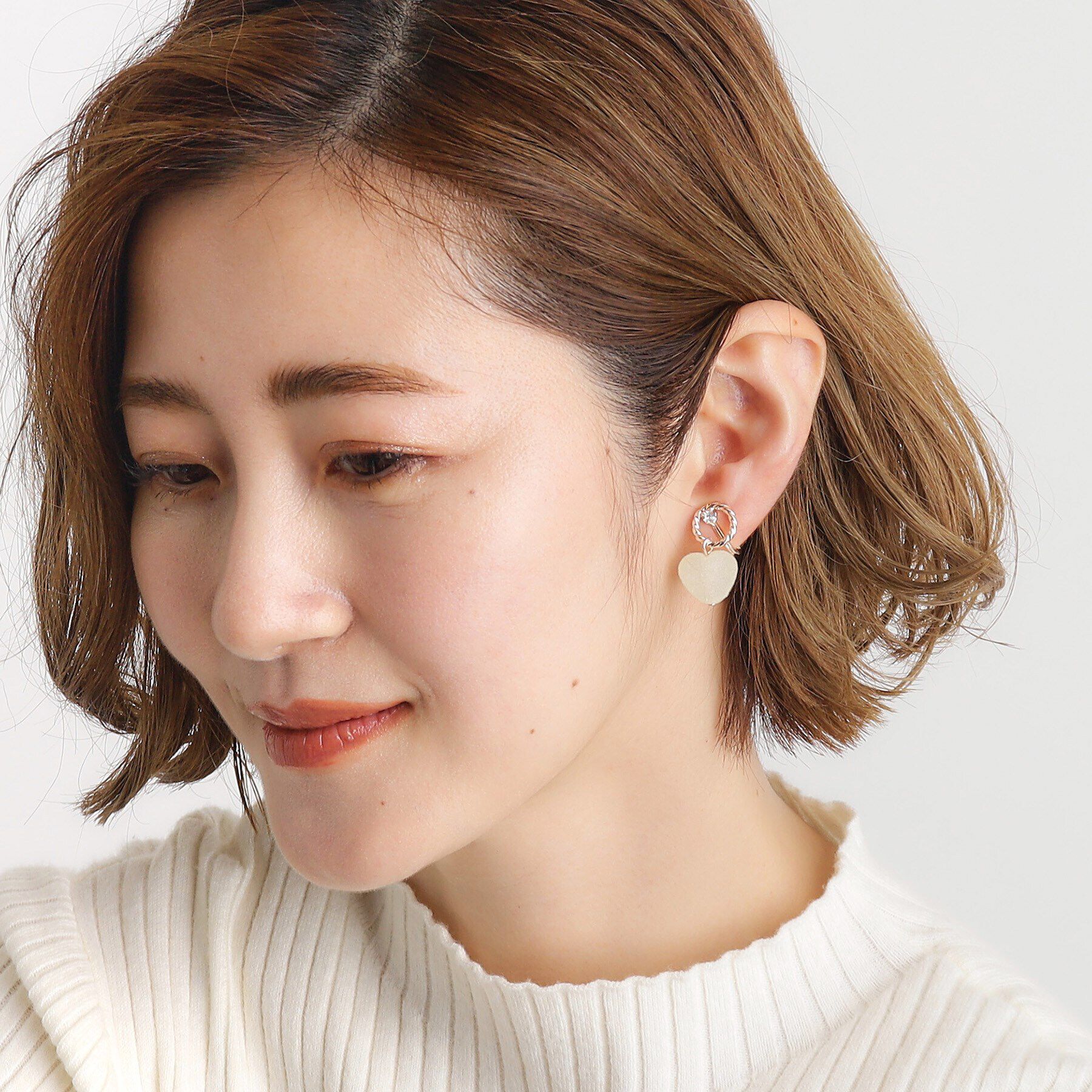 grove「痛くなりにくいフロッキーハートイヤリング」|イヤリング|