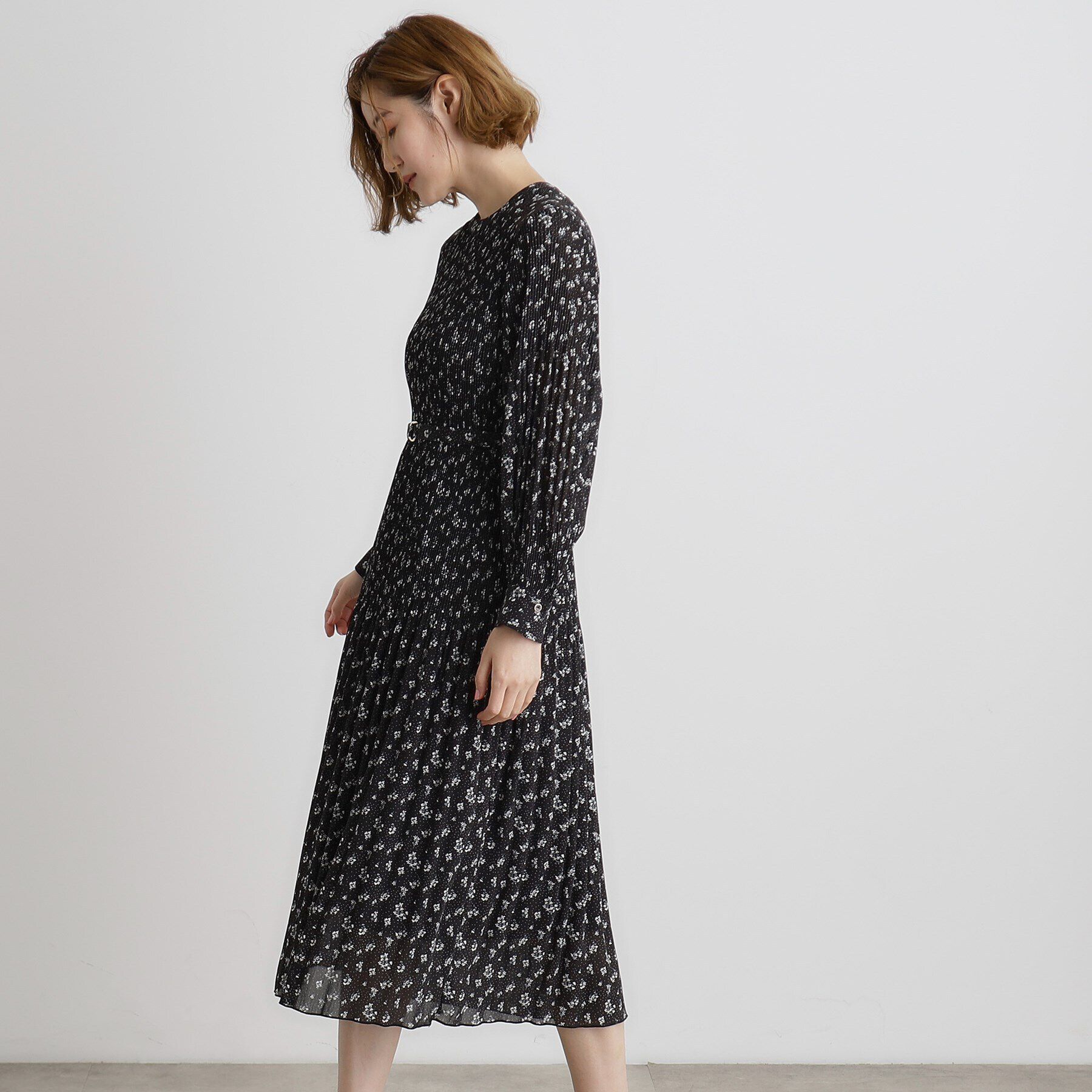 grove「プリーツナローフレアワンピース」|ワンピース|