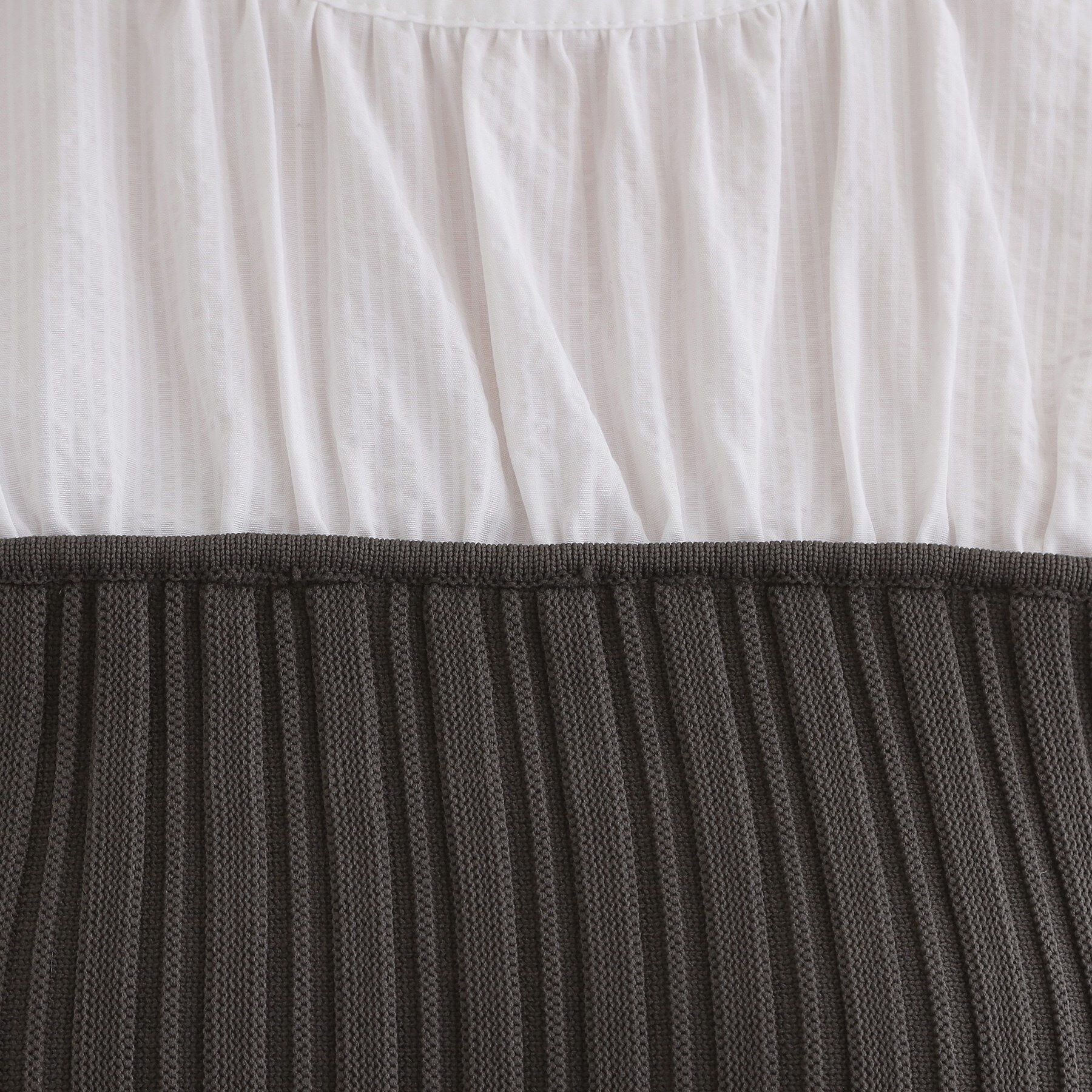 grove「一枚でトレンド完成！体型カバーも叶うニットビスチェドッキングブラウス」|シャツ・ブラウス|