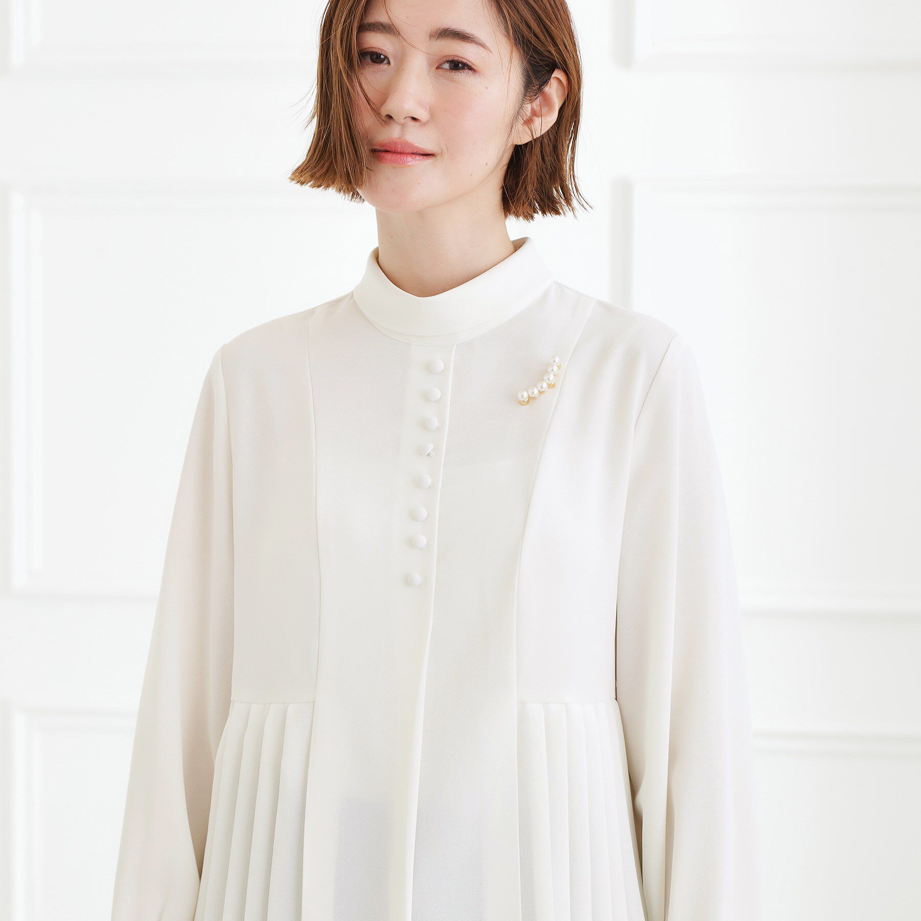 grove「【マシンウォッシュ/防シワ/UVカット】裾プリーツ取り外しボウタイブラウス」|シャツ・ブラウス|