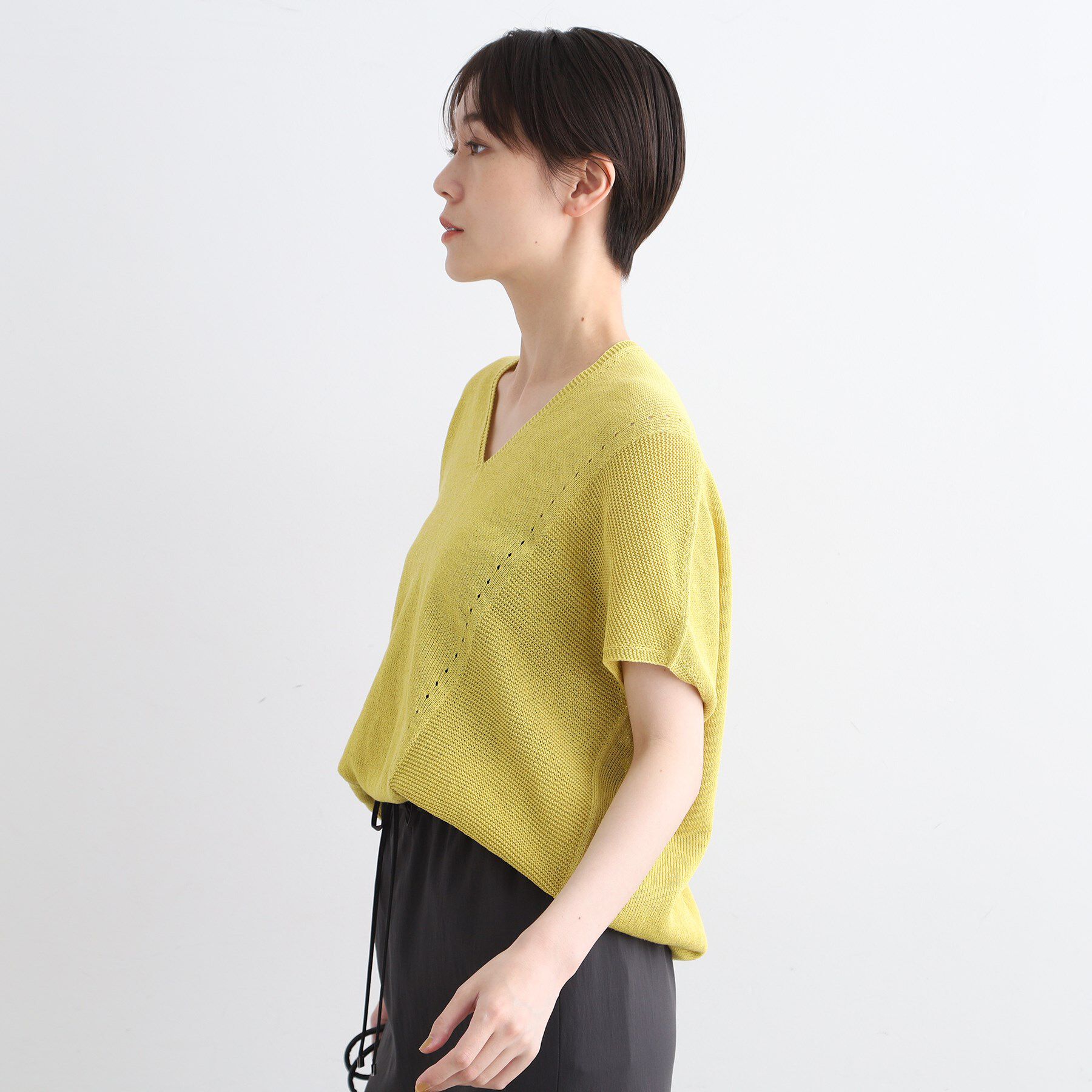 INDIVI「【洗える／サマーニット】無縫製ペーパーヤーンアシメ編地ニット」|ニット・セーター|