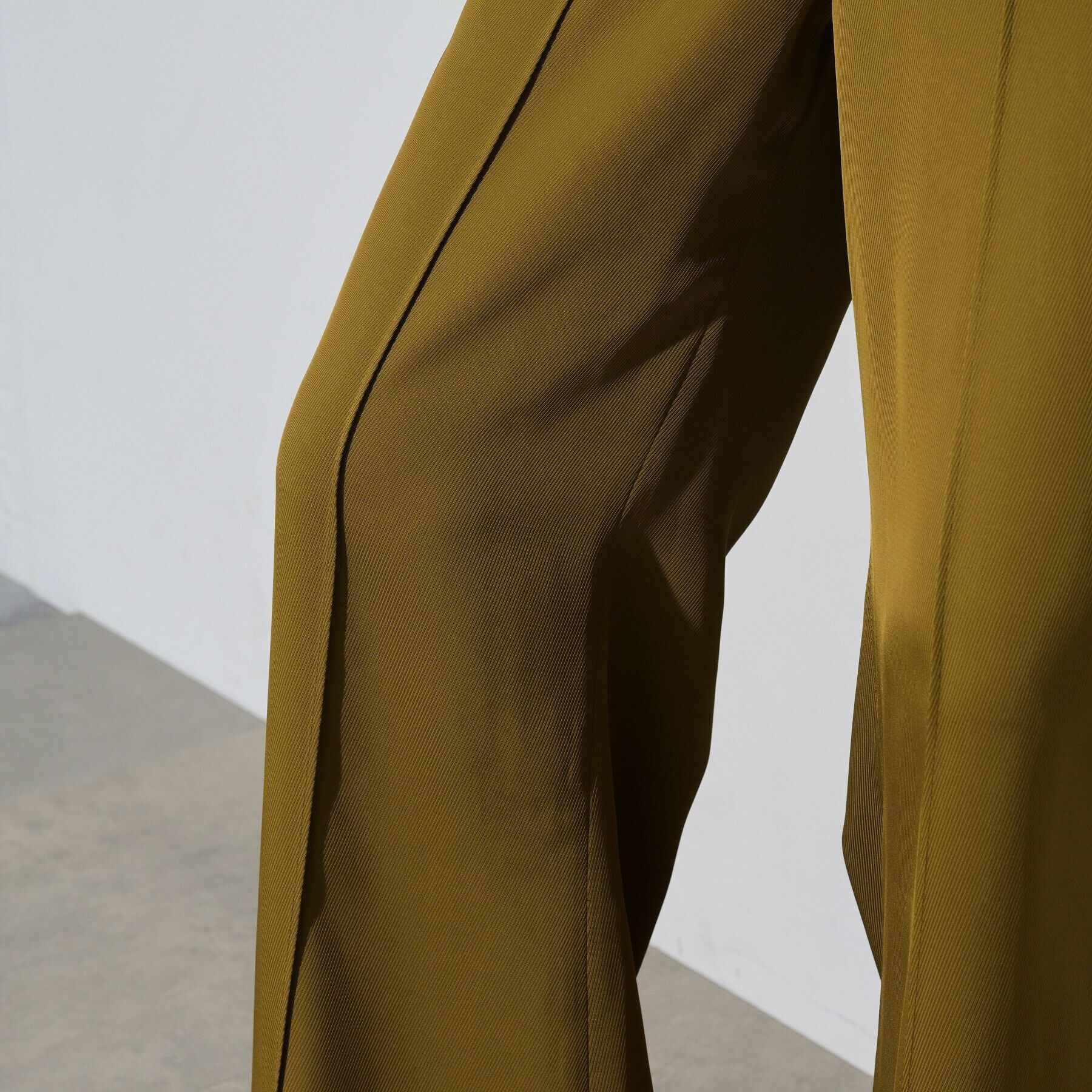 GALLEST「カルゼサテンフレアイージーパンツ」|その他|