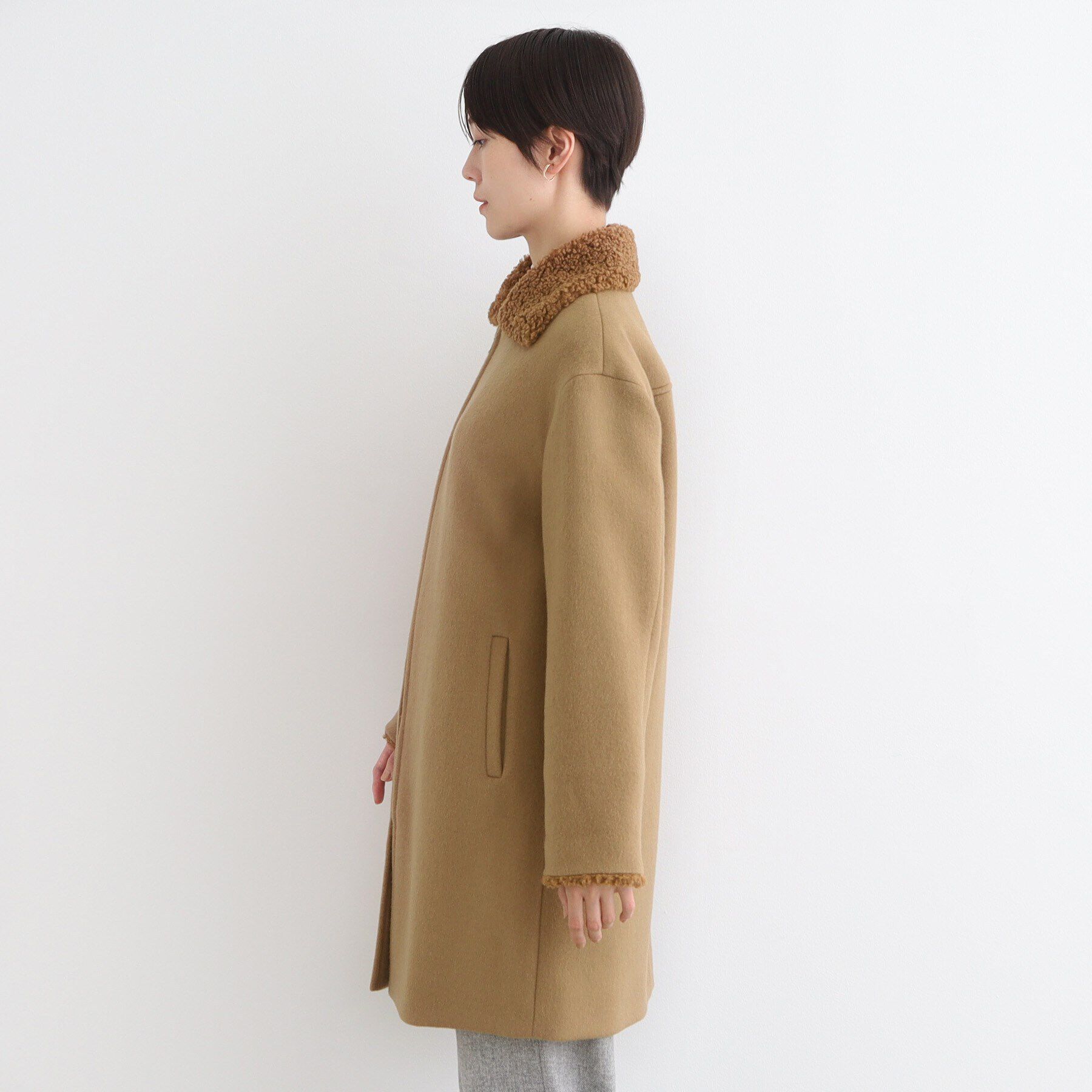 INDIVI「【トレンド◎】カーリーフェイクファーロングウール混コート」|ステンカラーコート|