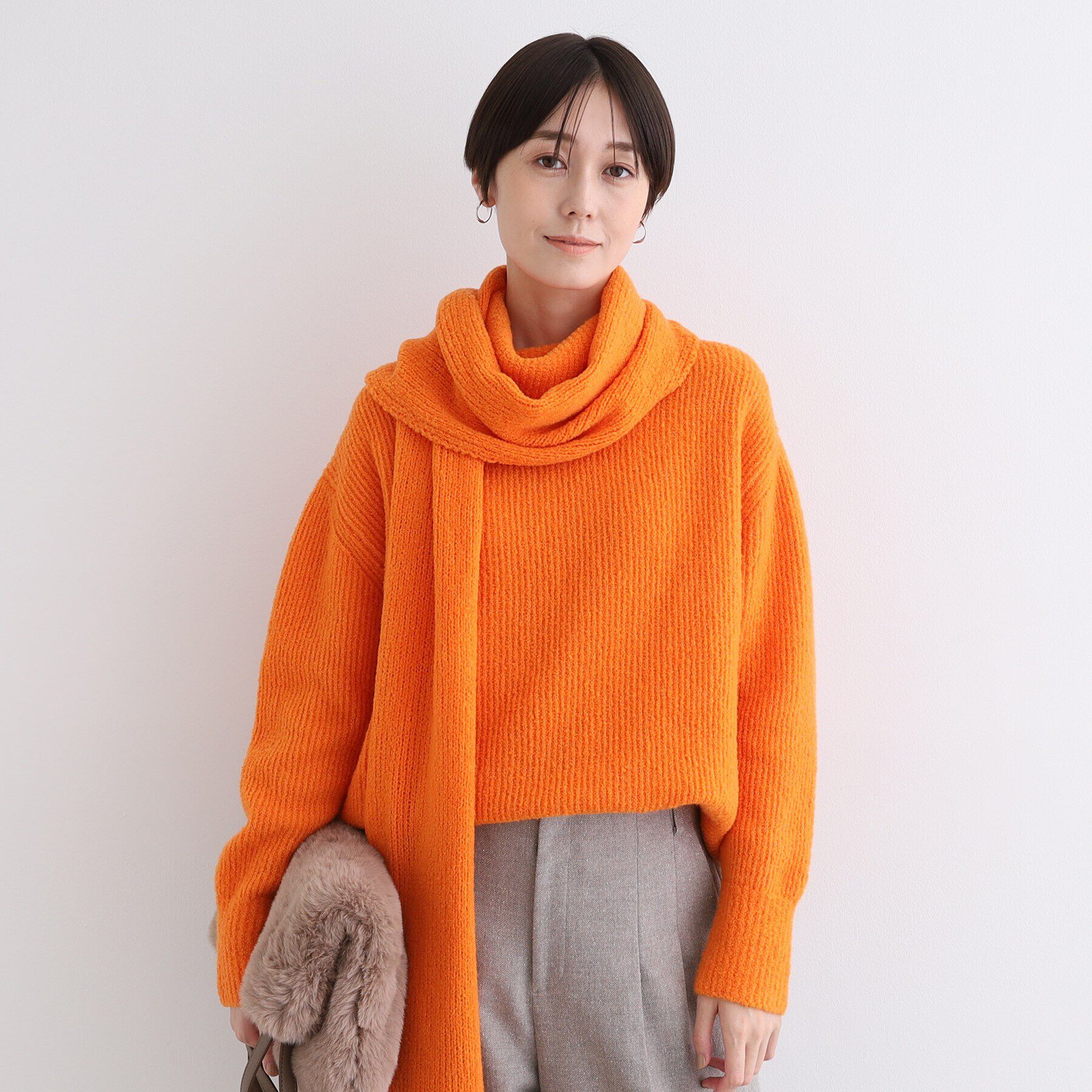 INDIVI「【ウール混／ブークレ】ループヤーン スリットハイネックニット」|ニット・セーター|オレンジ(066)