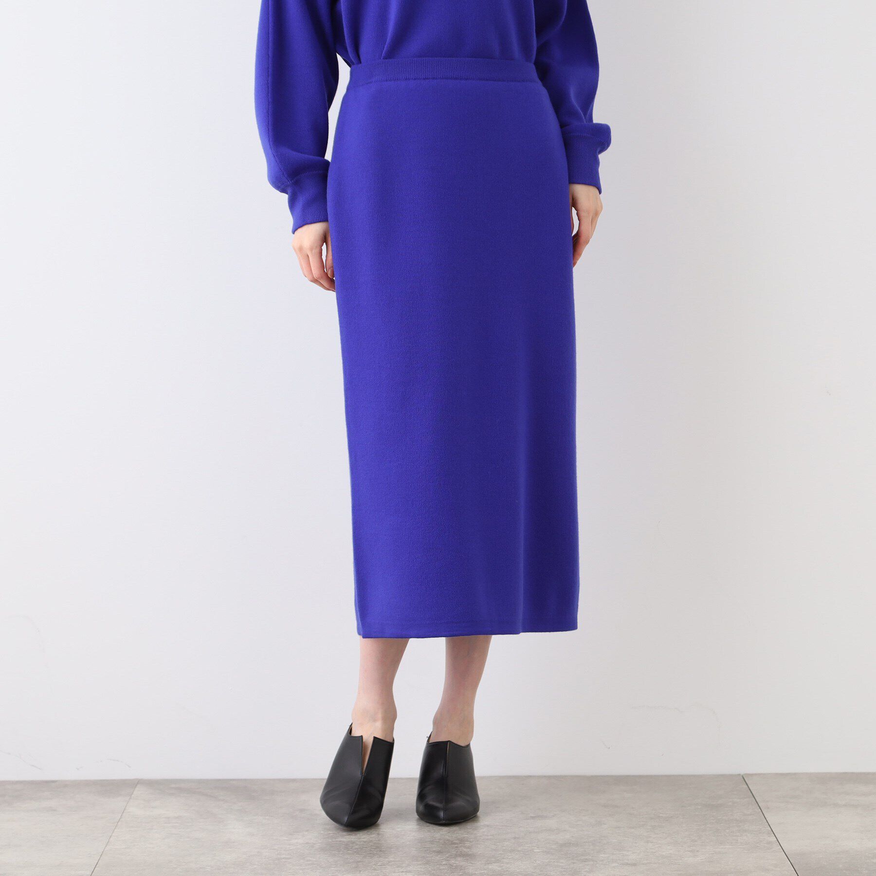 INDIVI「【SETUP可能】スウェットライクナローニットスカート」|スカート|ブルー(093)