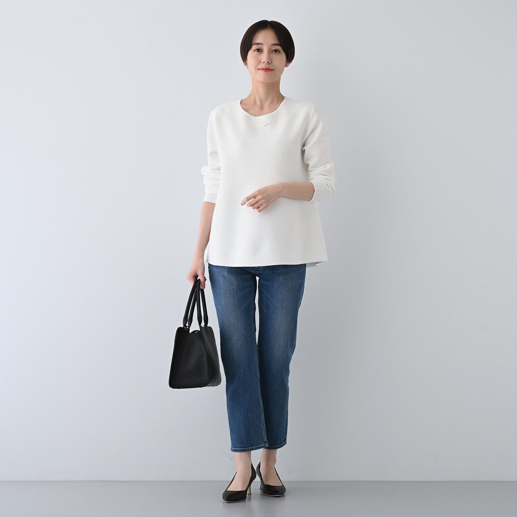 INDIVI「【洗える／軽量】美シルエット ペプラムニット」|ニット・セーター|