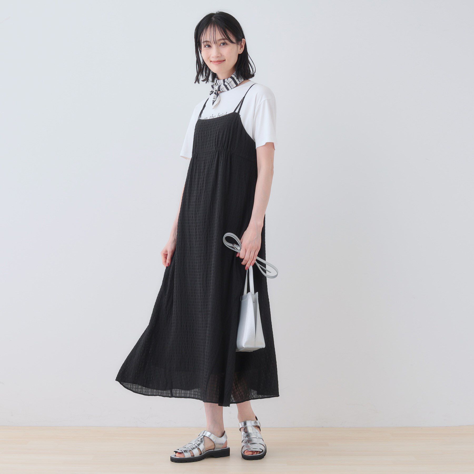 INDIVI「【洗える／凹凸素材】シャーリング調素材キャミワンピース」|ワンピース|