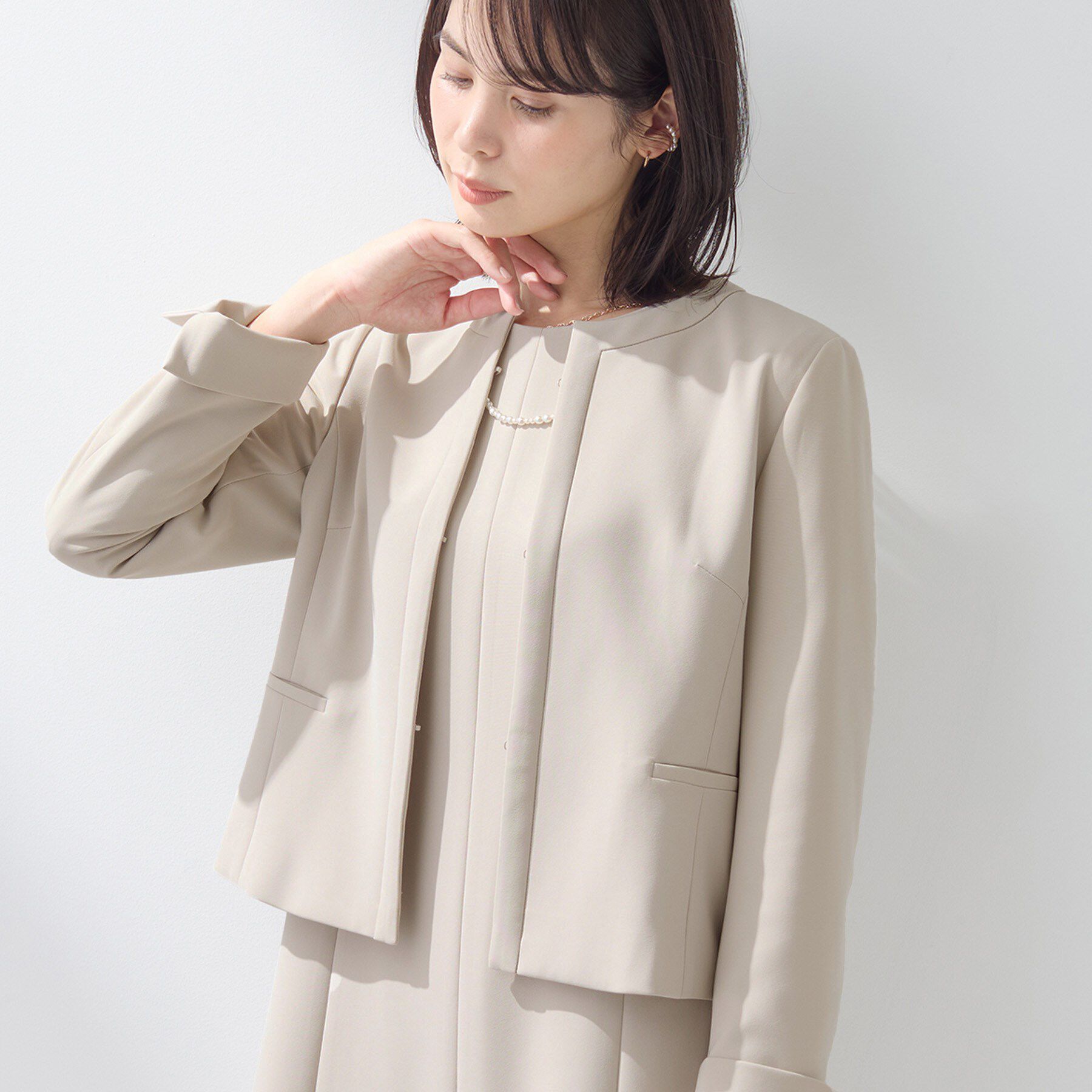 INDIVI「【上品光沢／セレモニー／SETUP可能】切り替えデザインジャケット」|ノーカラージャケット|ベージュ(652)