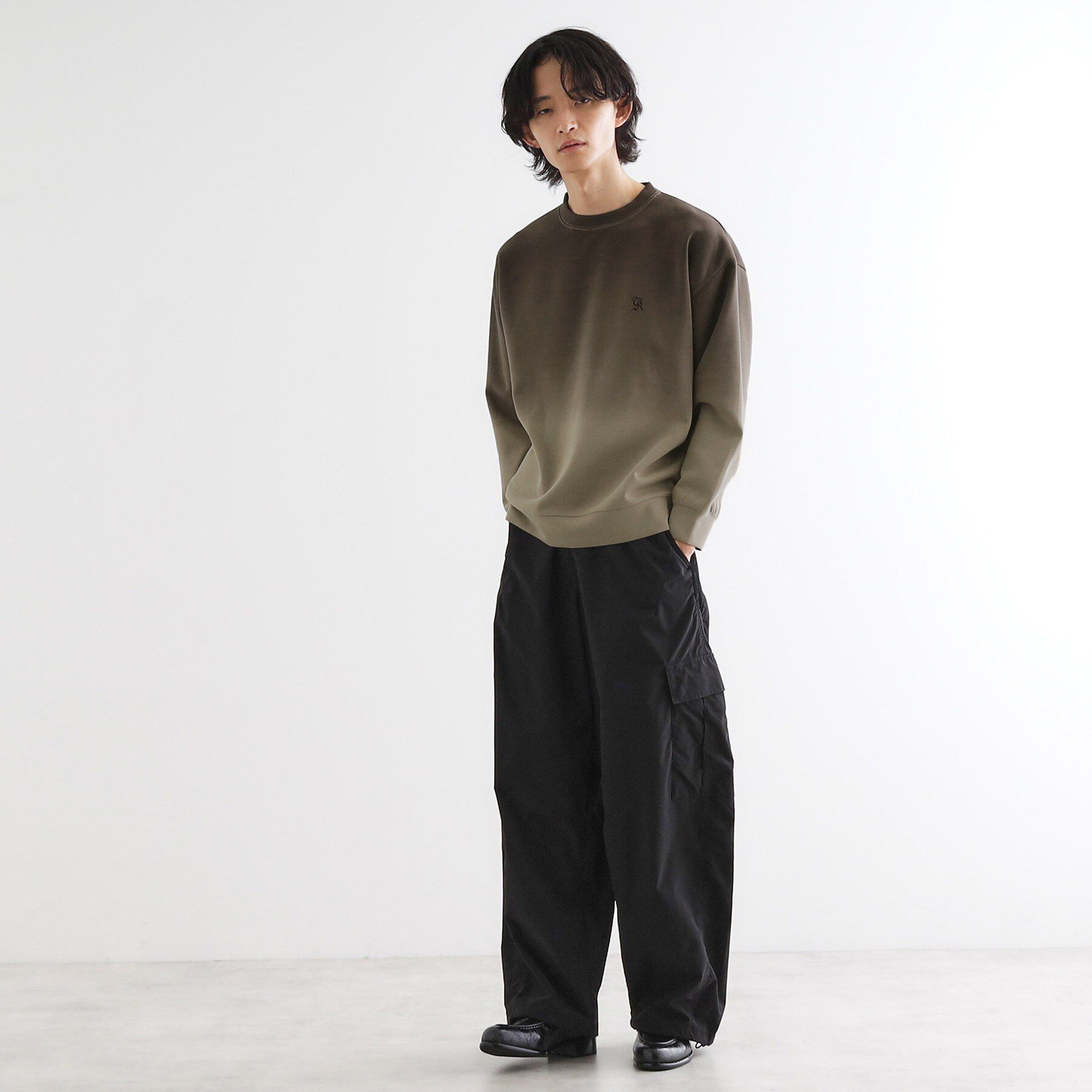 tk.TAKEO KIKUCHI「グラデーションダイ・ダンボールスウェット」|パーカー|