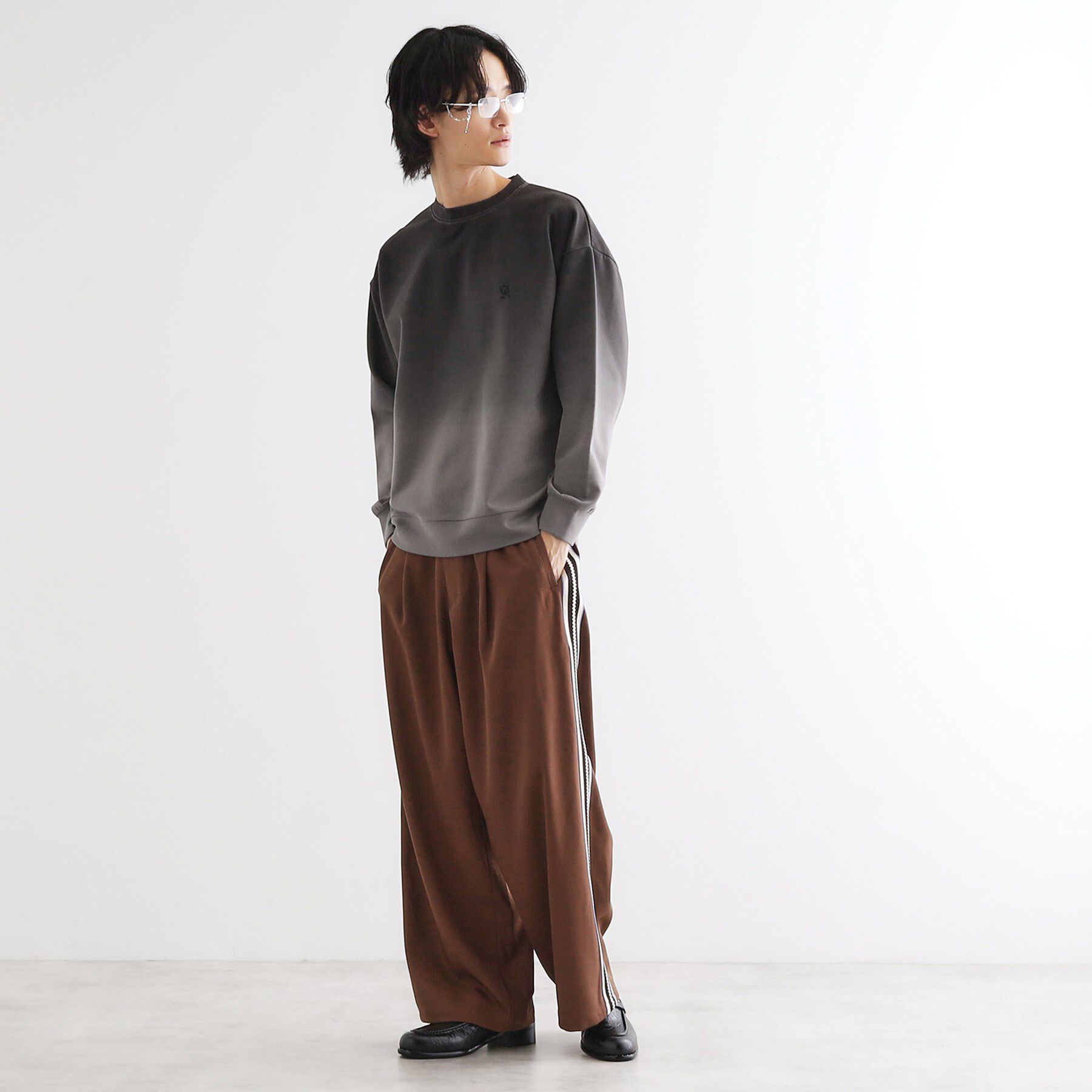 tk.TAKEO KIKUCHI「グラデーションダイ・ダンボールスウェット」|パーカー|