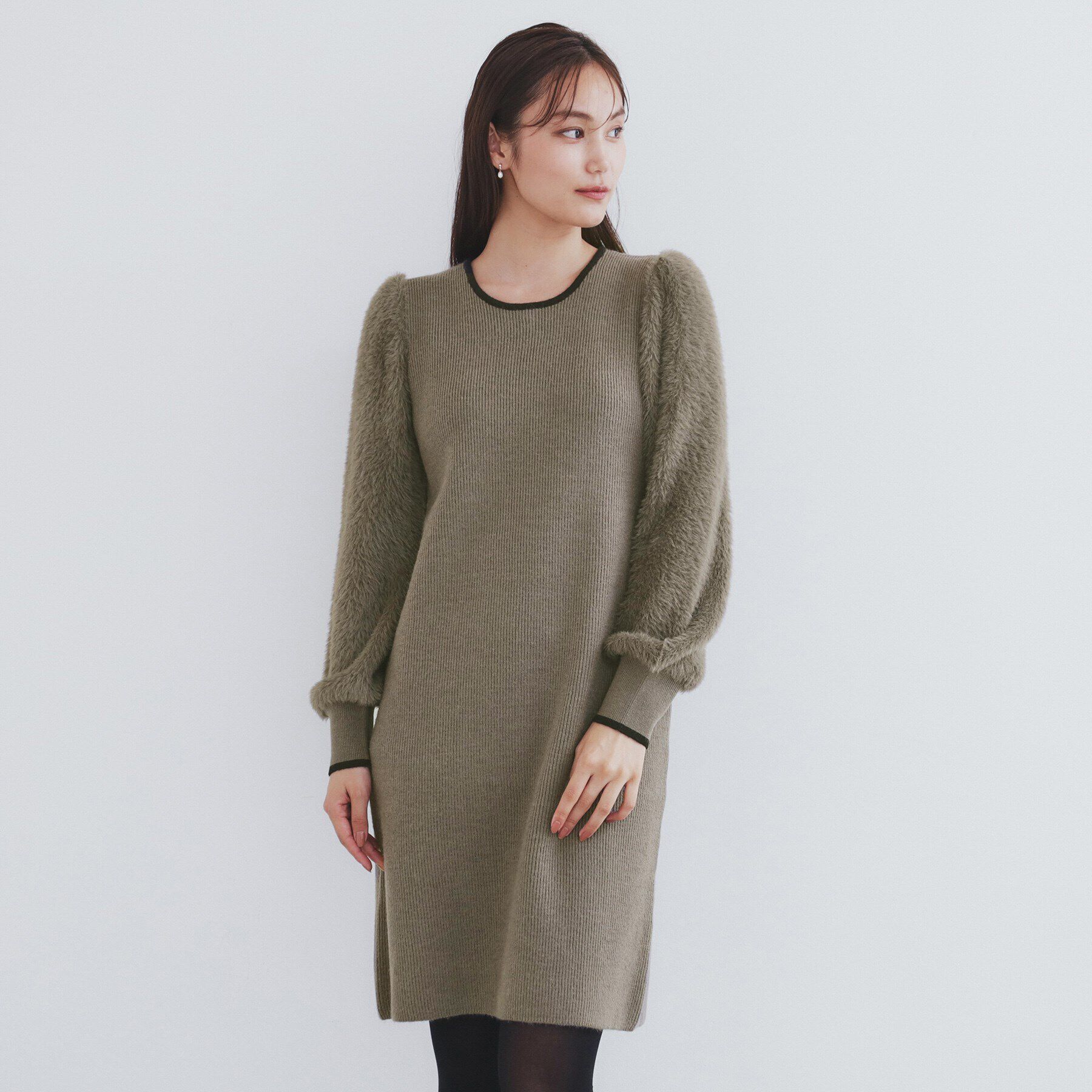 index「《美人百花掲載》バイカラーフェザースリーブミニワンピース【洗濯機洗い可】」|ワンピース|