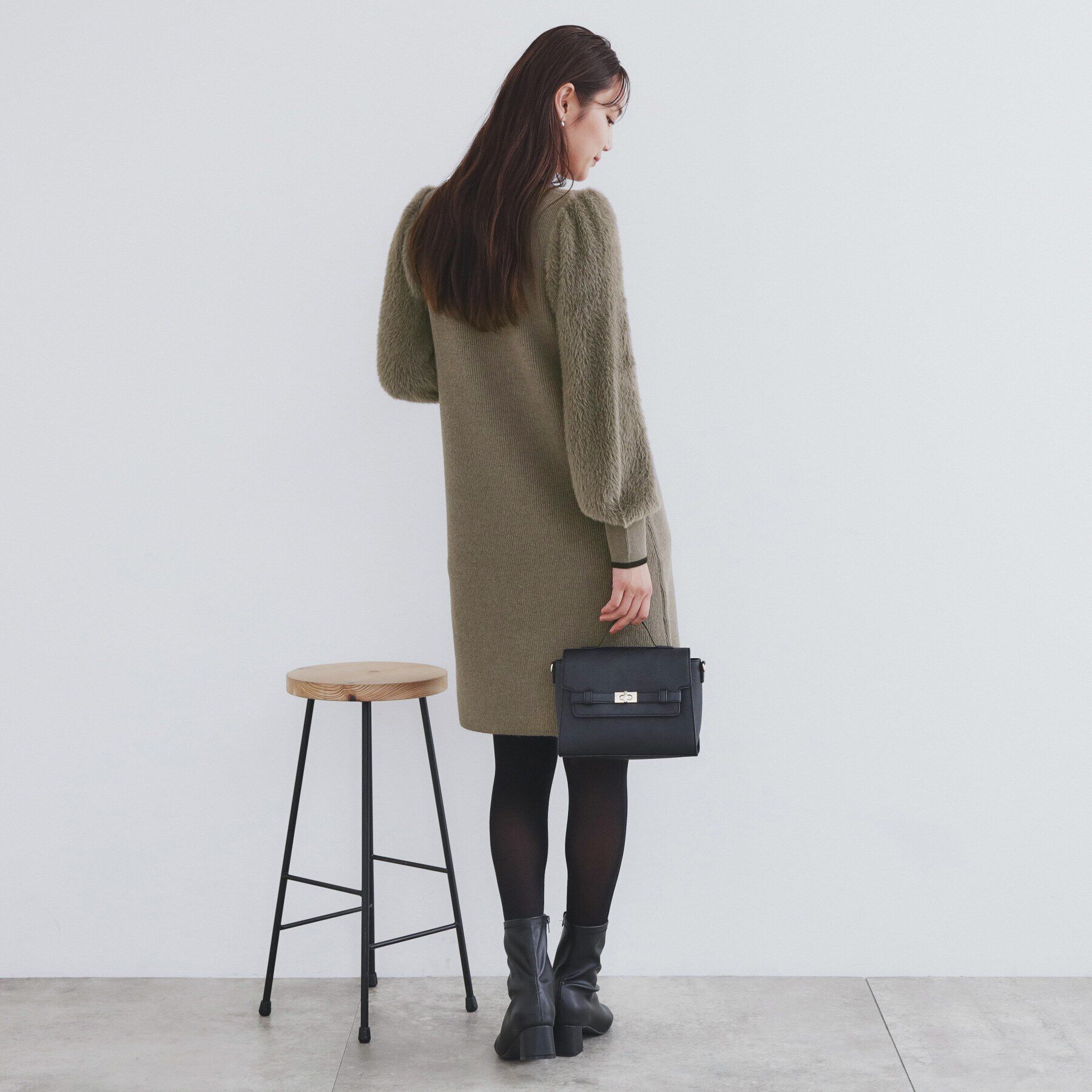 index「《美人百花掲載》バイカラーフェザースリーブミニワンピース【洗濯機洗い可】」|ワンピース|