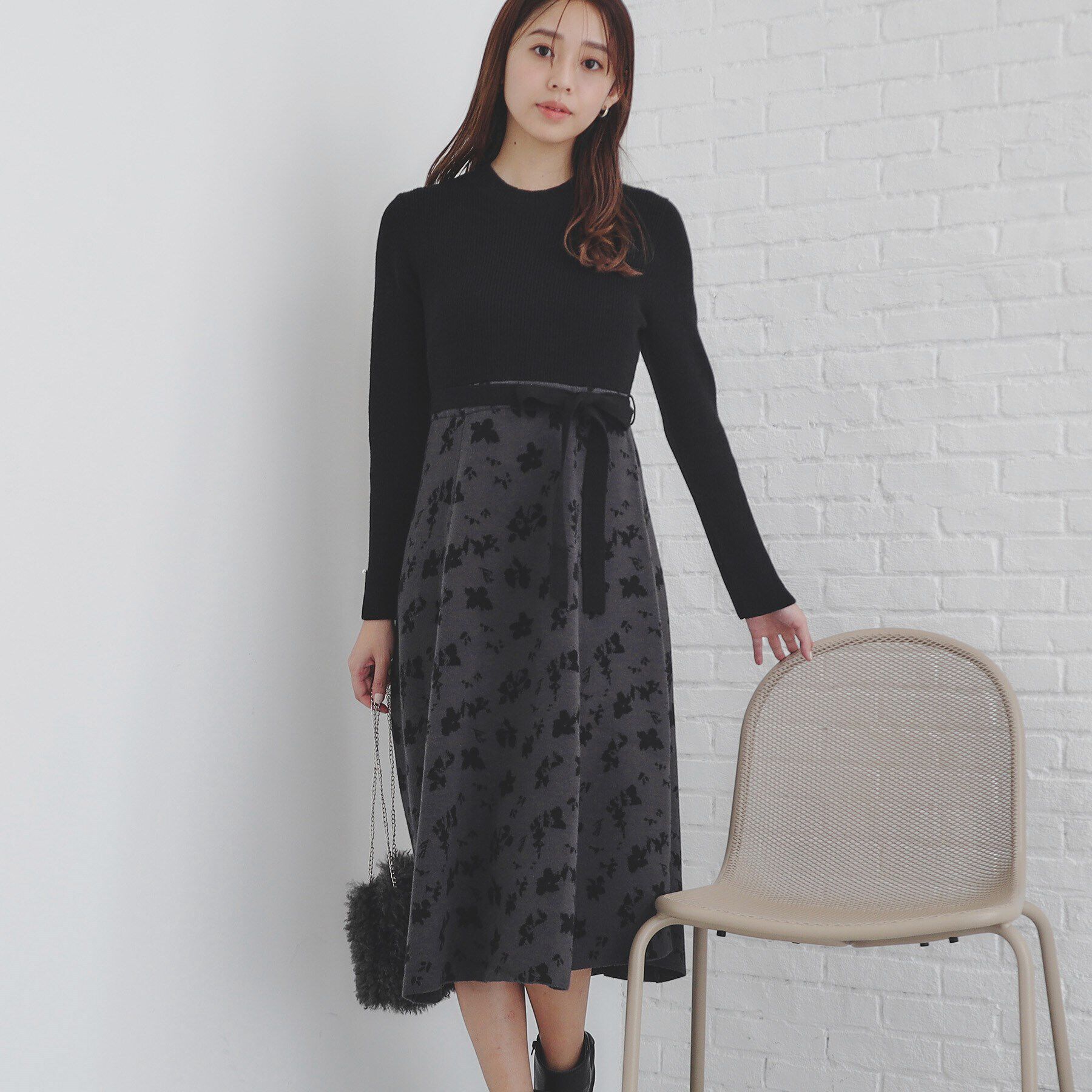 index「フラワージャカードフレアニットワンピース【洗濯機洗い可】」|ワンピース|