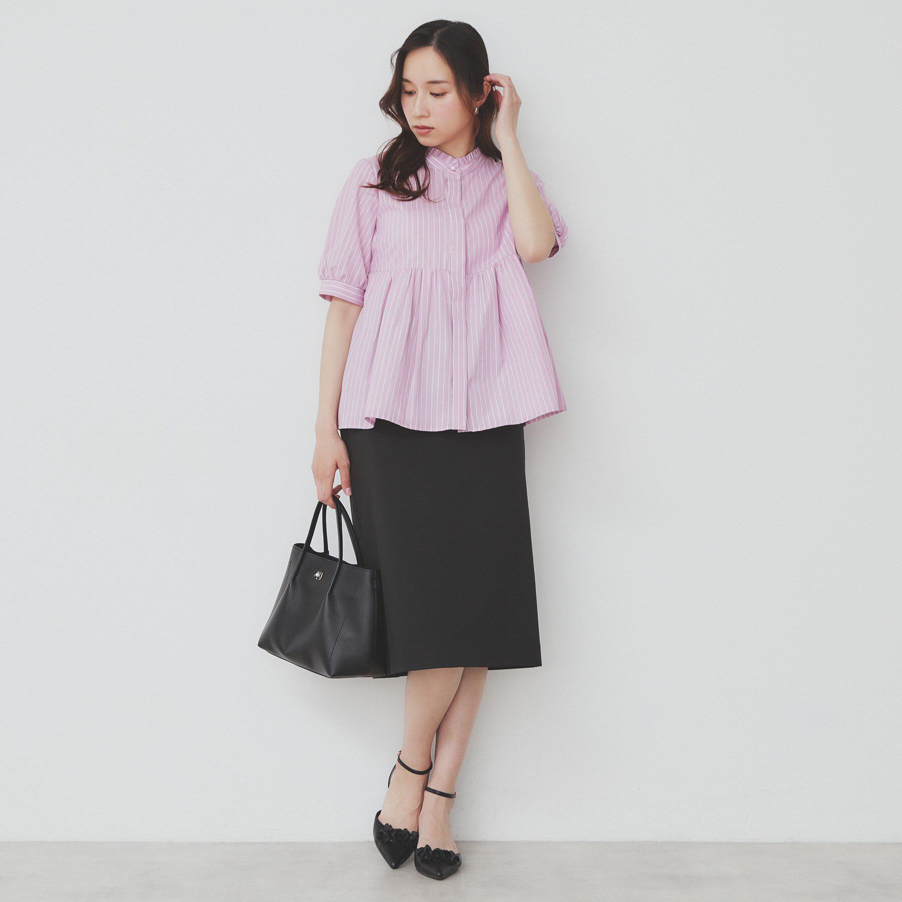 index「《5色展開》フリルバンドカラーペプラムブラウス【洗濯機洗い可/イージーアイロン/防シワ】」|シャツ・ブラウス|