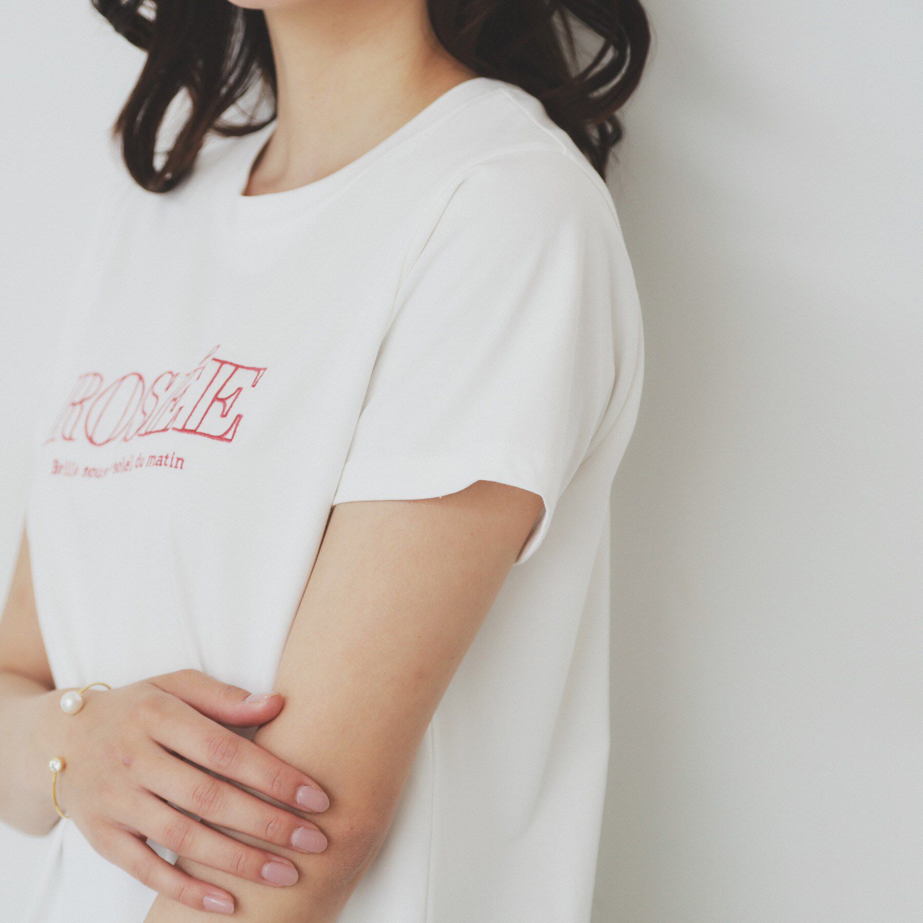 index「フロントロゴ刺繍Tシャツ【UVケア/洗濯機洗い可/接触冷感】」|Tシャツ・カットソー|