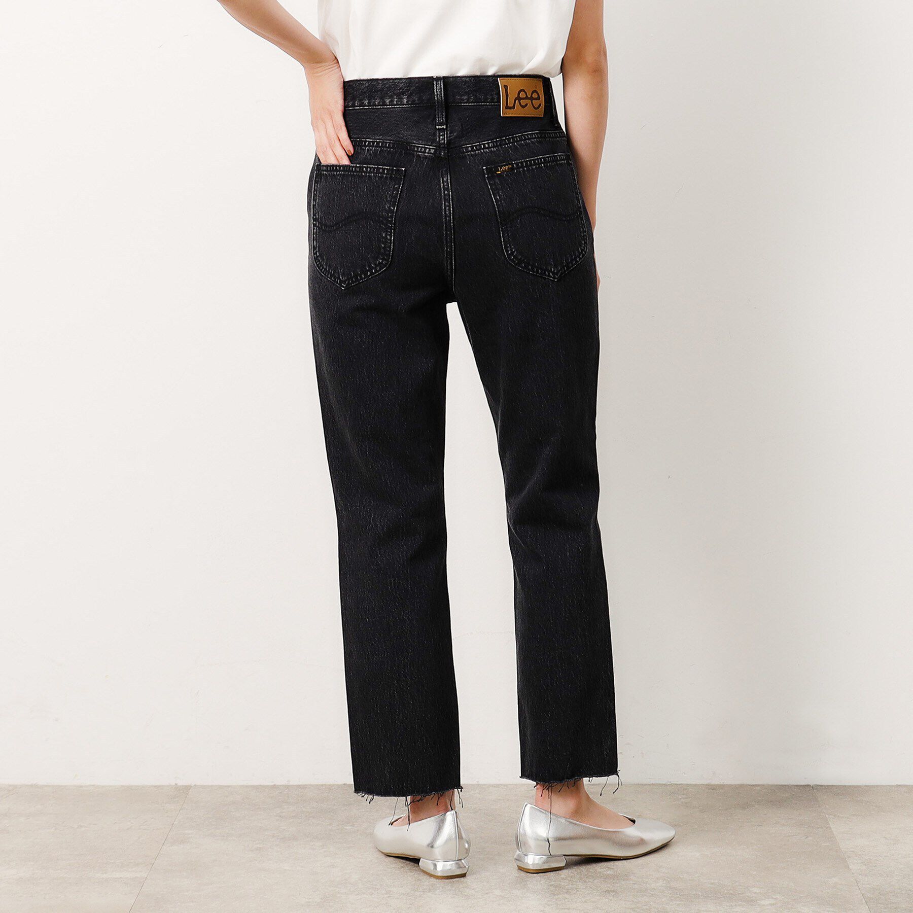 OPAQUE.CLIP「≪Lee別注≫ステップヘムテーパードデニムパンツ」|デニム|