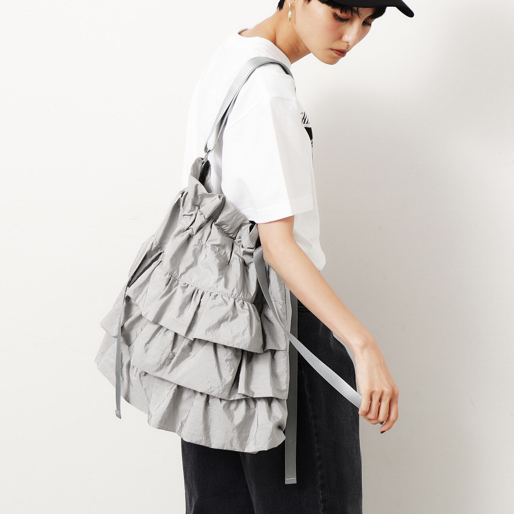 OPAQUE.CLIP「【2WAY／A4サイズ対応】ドロストリボンフリルティアードショルダーバッグ」|ショルダー・メッセンジャー|