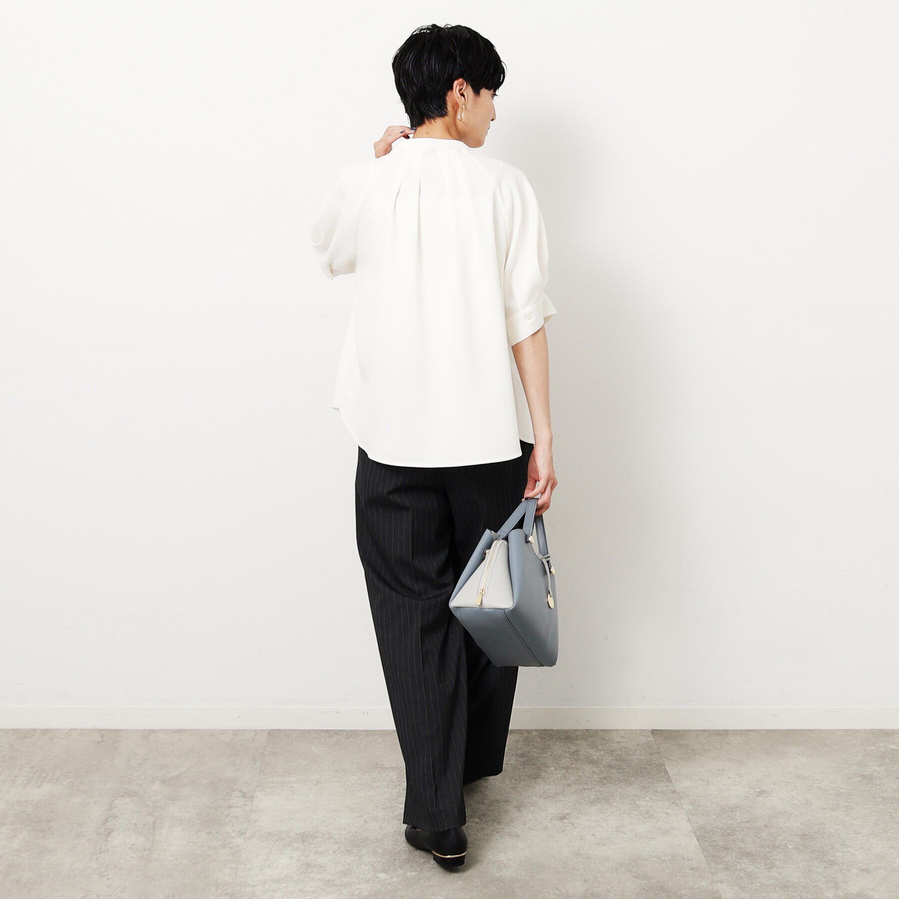 OPAQUE.CLIP「リネンライク タックデザインブラウス【洗濯機洗い可】」|シャツ・ブラウス|