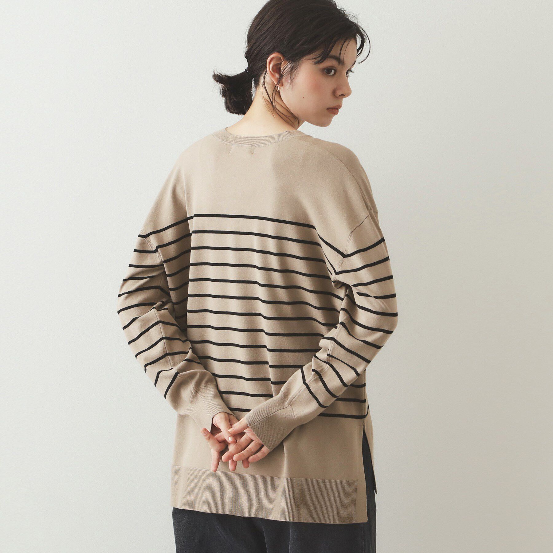 OPAQUE.CLIP「《S-LLsize》Vネックリラクシーニット【洗濯機洗い可/UVケア】」|ニット・セーター|