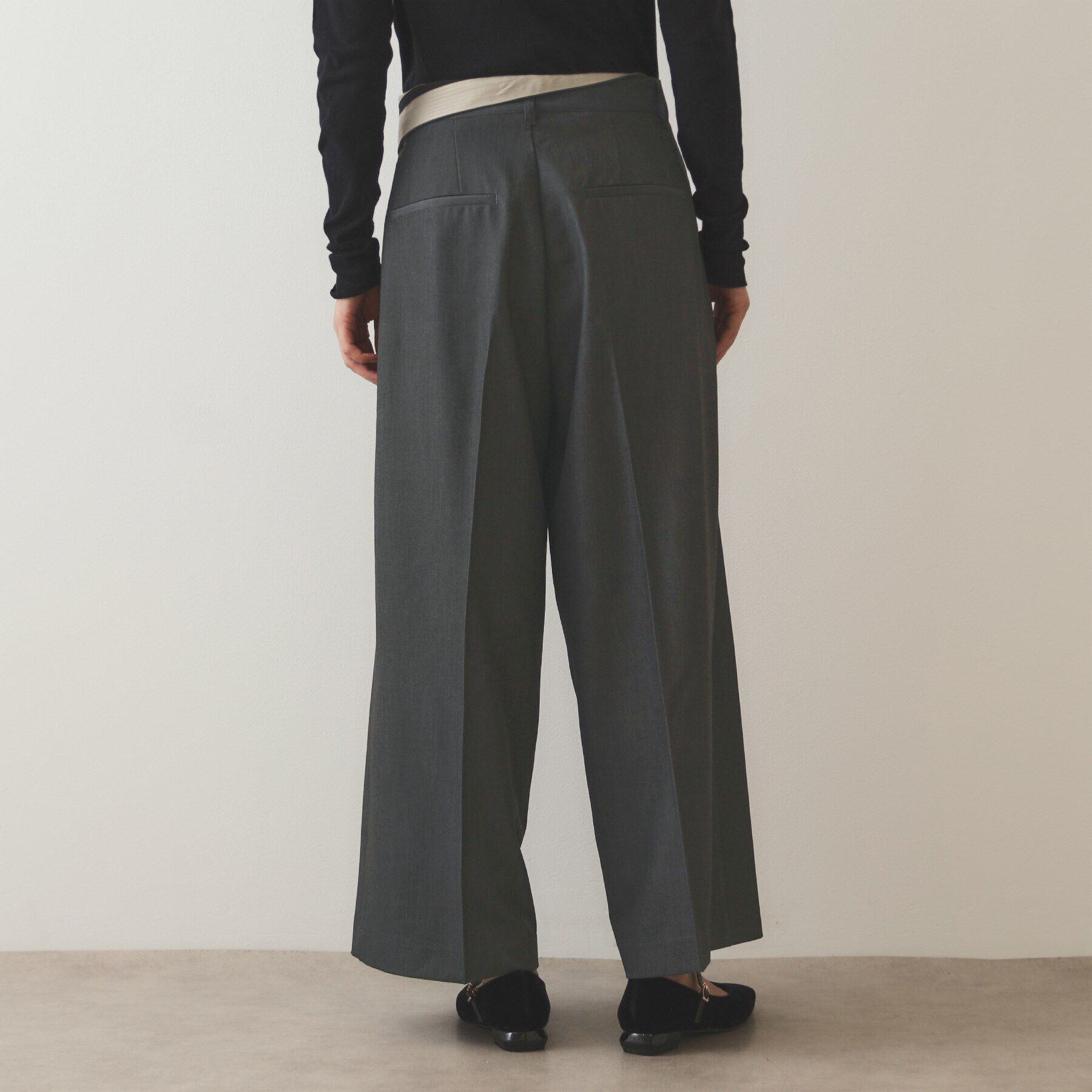 OPAQUE.CLIP「マーベルトデザイン タックワイドパンツ【洗濯機洗い可】」|その他|