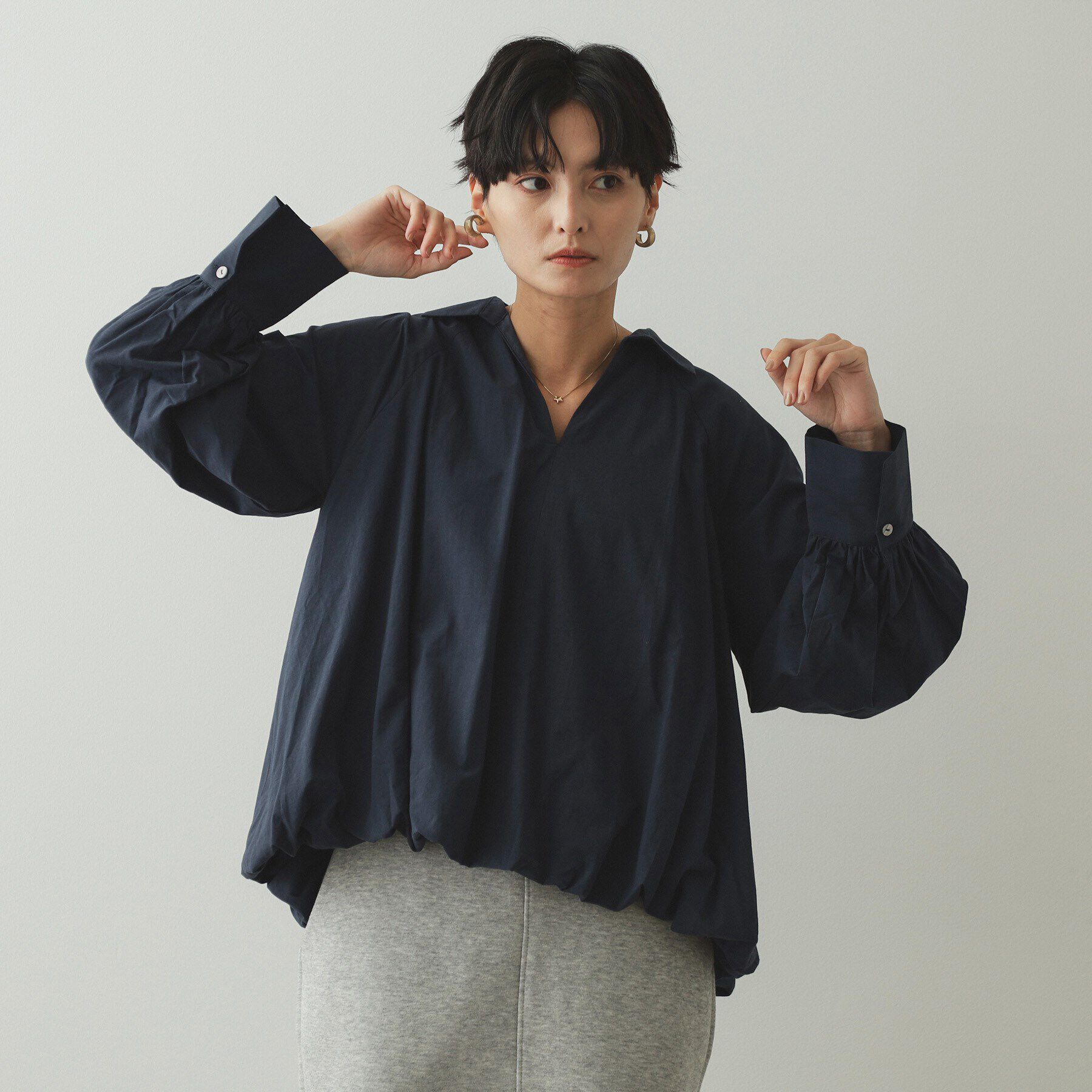 OPAQUE.CLIP「裾バルーンスキッパーシャツ【洗濯機洗い可】」|シャツ・ブラウス|ネイビー(094)