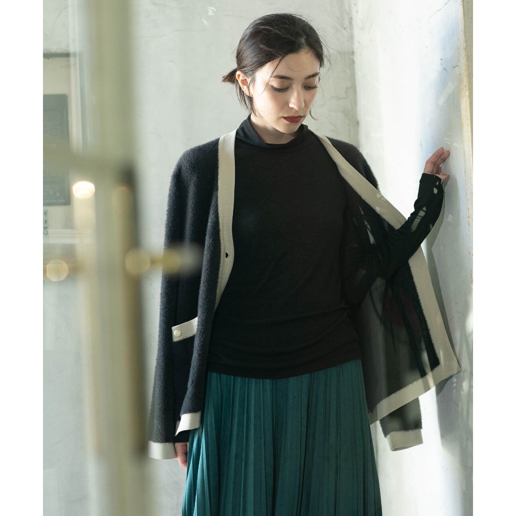 OPAQUE.CLIP「フェザーヤーン配色Vネックカーディガン【洗濯機洗い可】」|カーディガン|