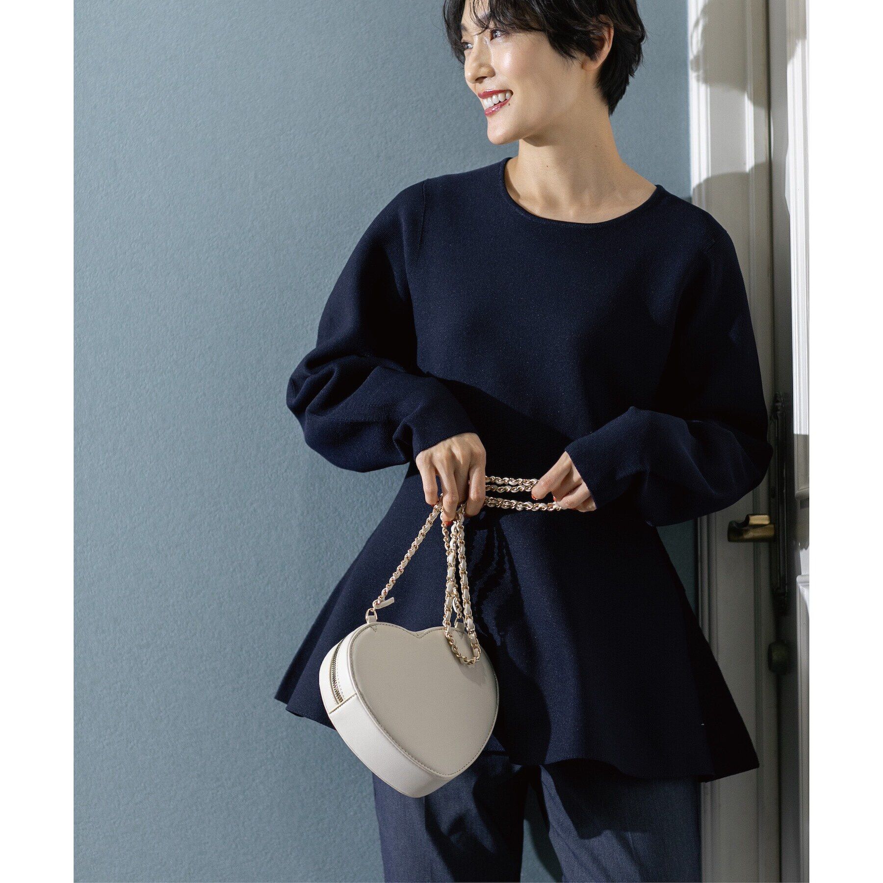 OPAQUE.CLIP「《5color》シームレスペプラムニット【洗濯機洗い可】」|ニット・セーター|ネイビー(094)