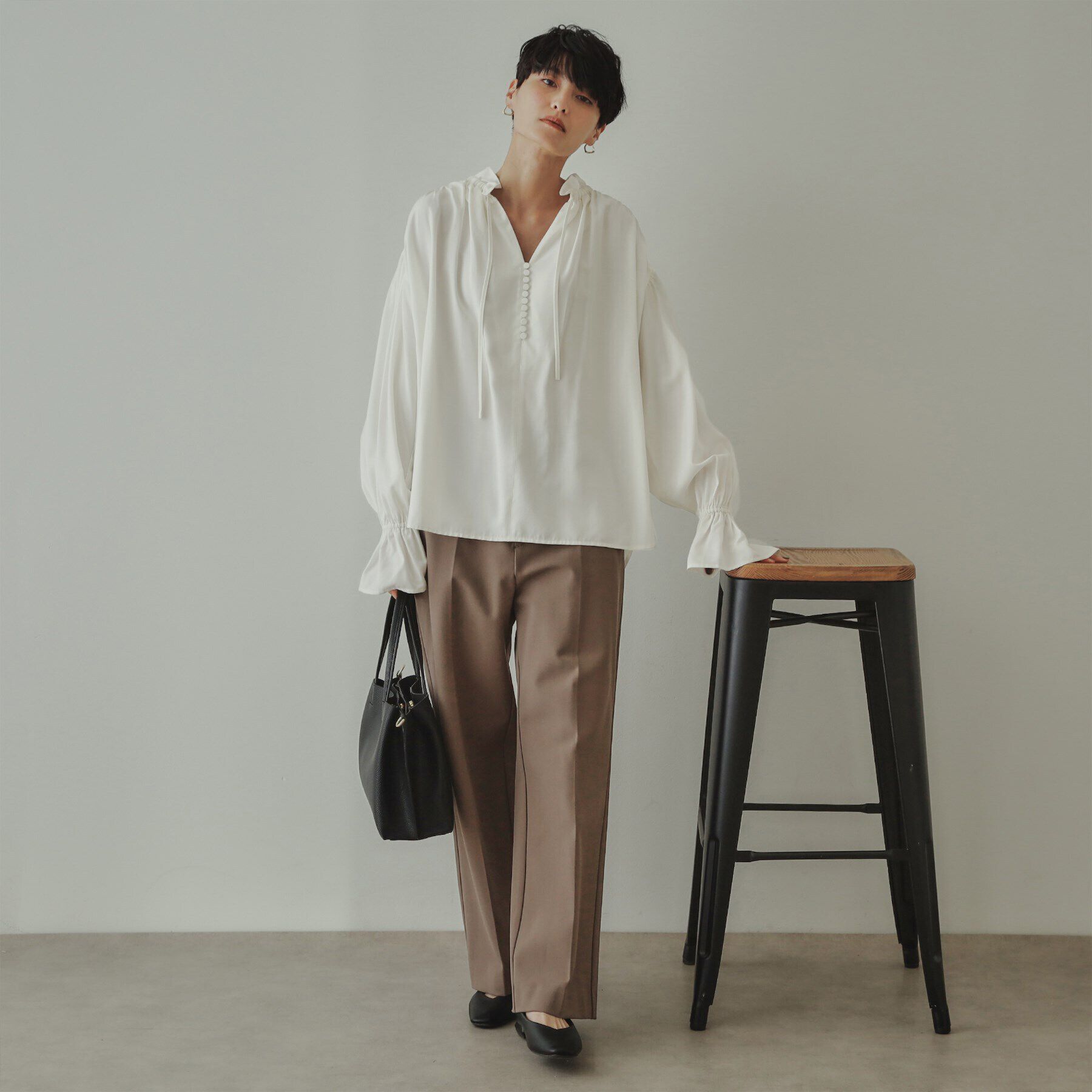 OPAQUE.CLIP「【大草直子さんコラボ】フリルネックブラウス」|シャツ・ブラウス|