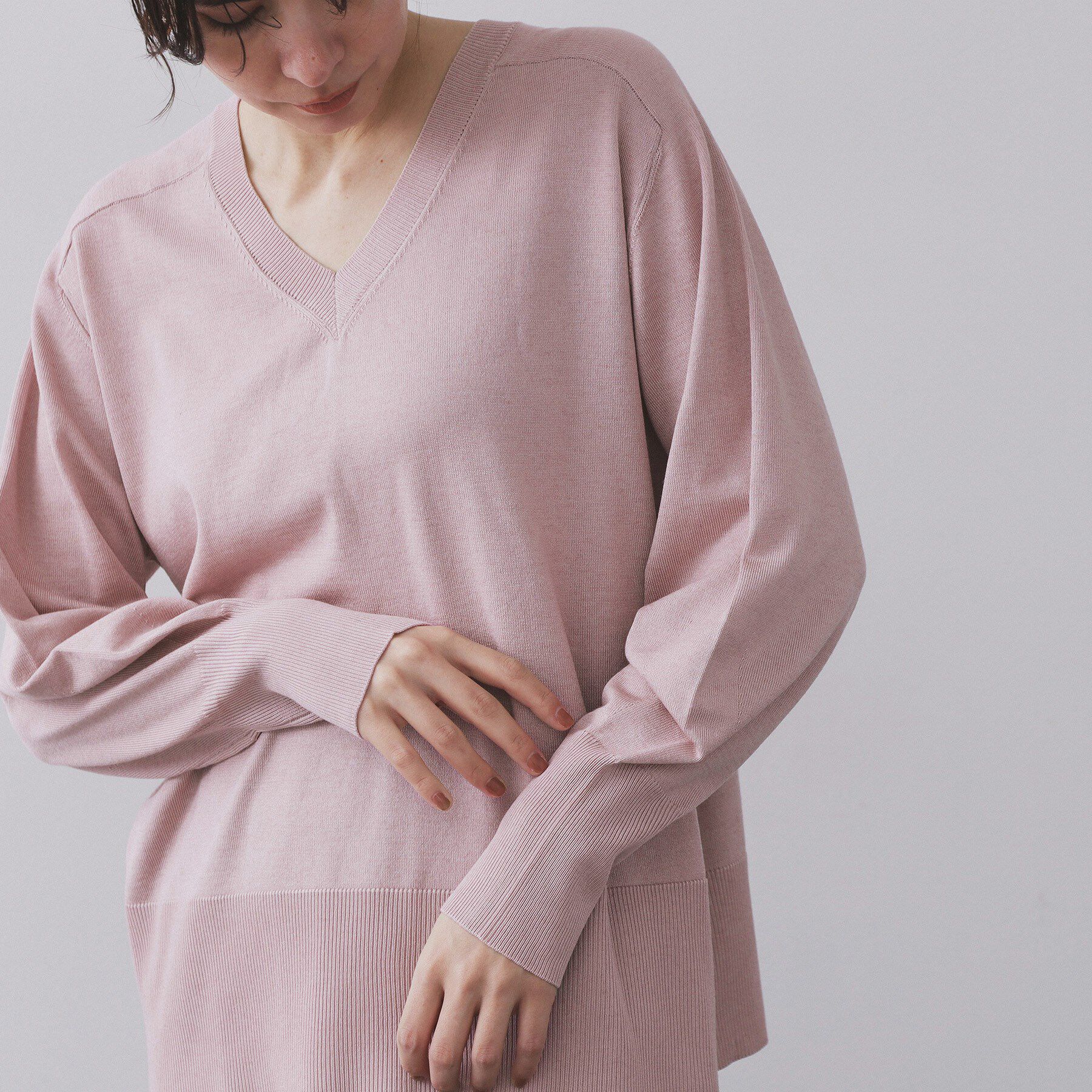 OPAQUE.CLIP「リラクシーVネックニット【洗濯機洗OK】《6col》」|ニット・セーター|