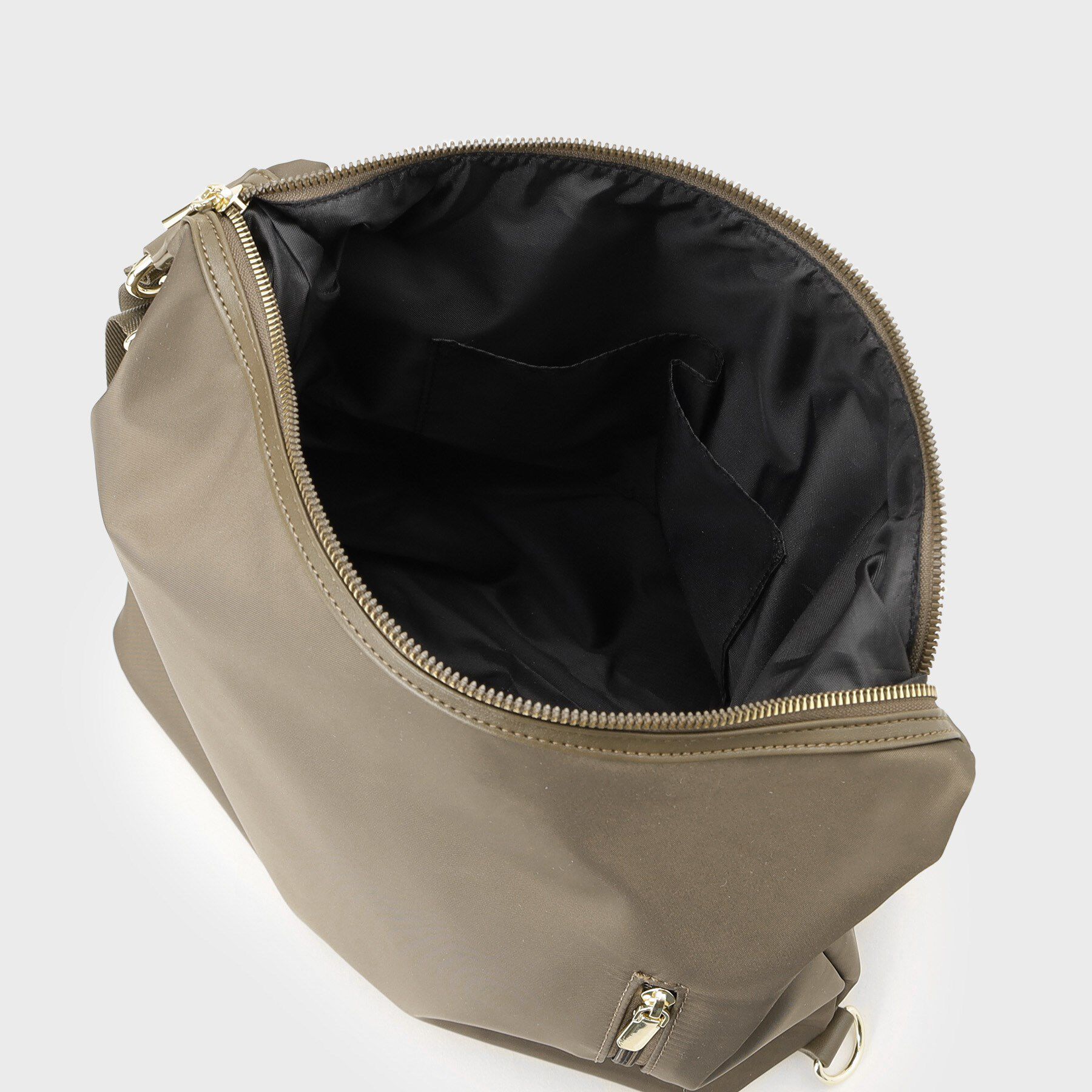 OPAQUE.CLIP「【3WAY/A4サイズ対応】リュックにもなるナイロンショルダーバッグ」|ショルダー・メッセンジャー|