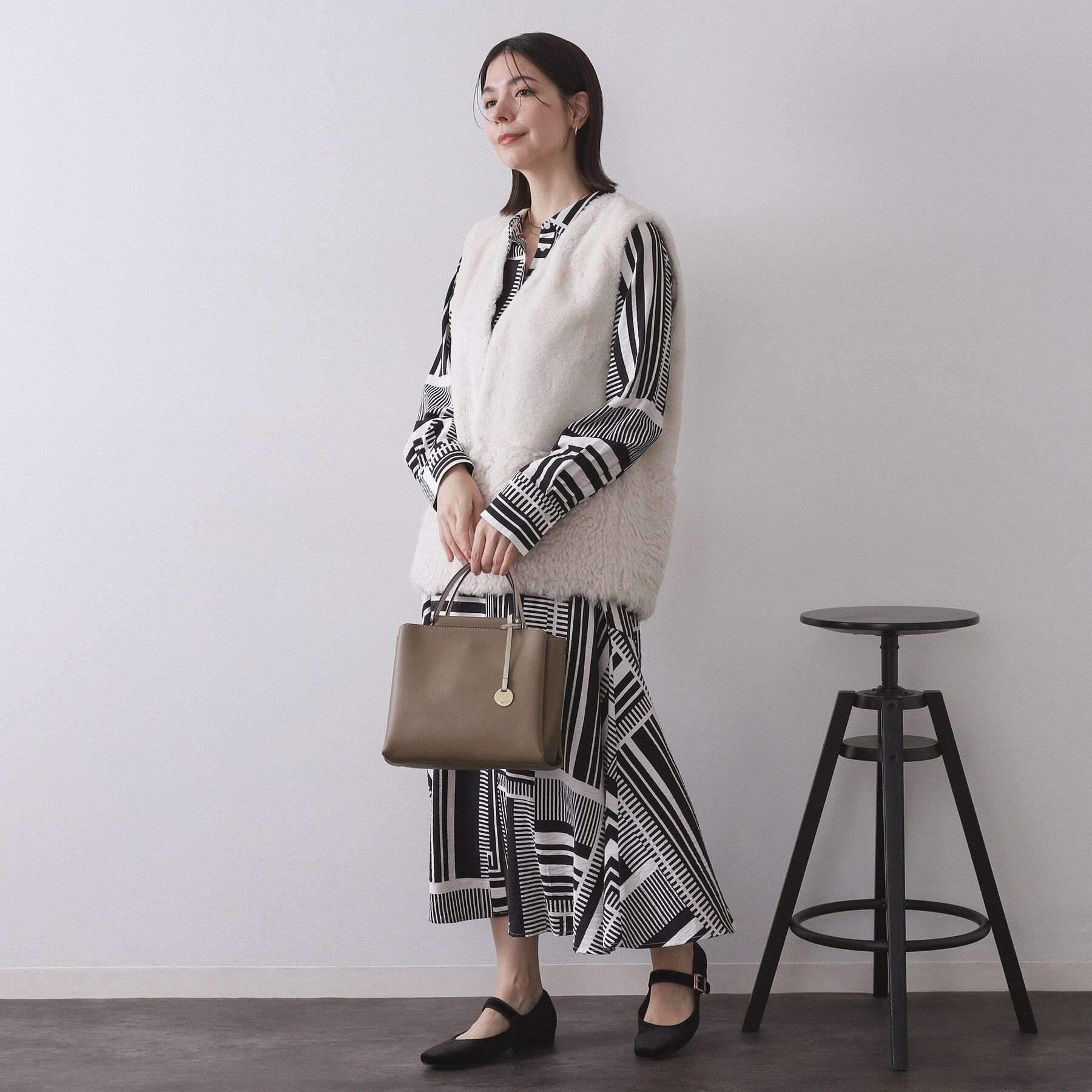 OPAQUE.CLIP「《BAILA掲載》3層仕様バイカラー合皮ミドルトートバッグ【軽量／2WAY】」|トートバッグ|