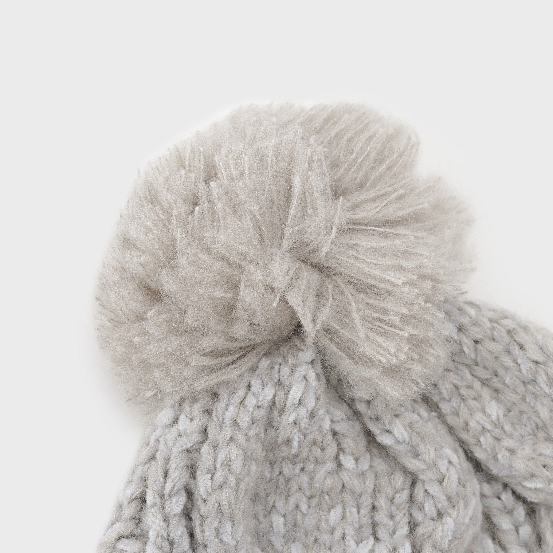 OPAQUE.CLIP「ファー耳当てケーブルワッチ」|ニット帽|