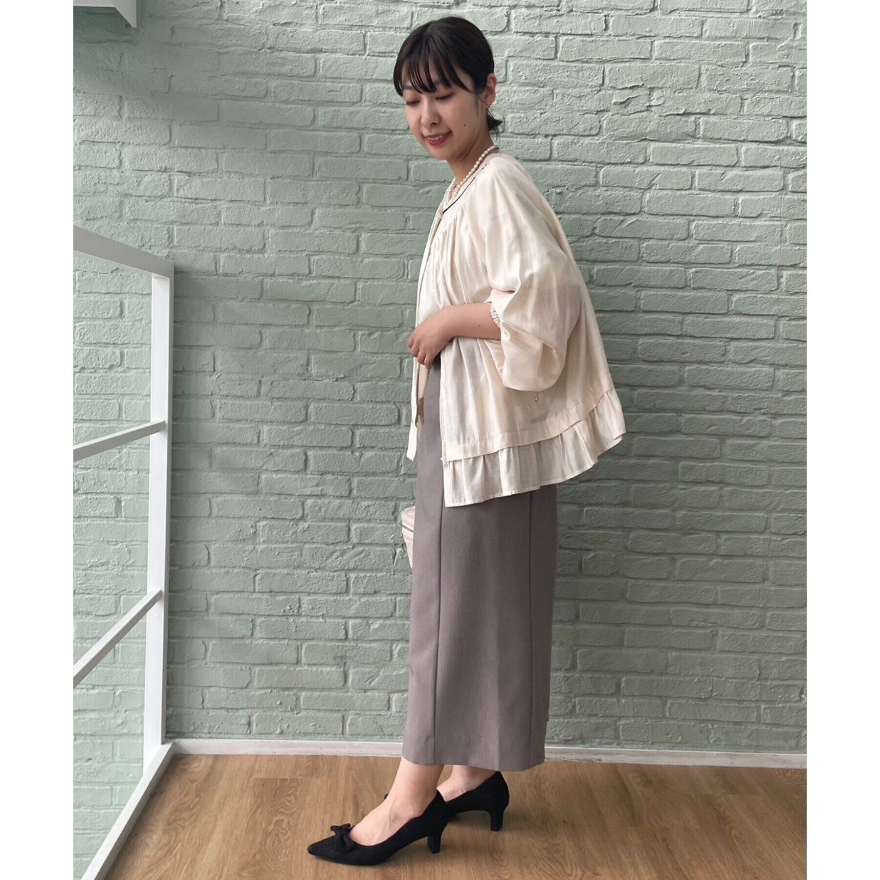 Couture broach「【上品・高見えブルゾン】シルキーローンノーカラーフリルブルゾン」|ブルゾン・スタジャン|