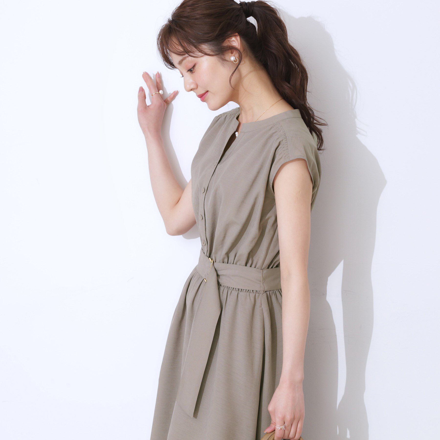 Couture broach「【ドライタッチ・しわになりにくい・通勤】麻調シャツワンピース」|ワンピース|