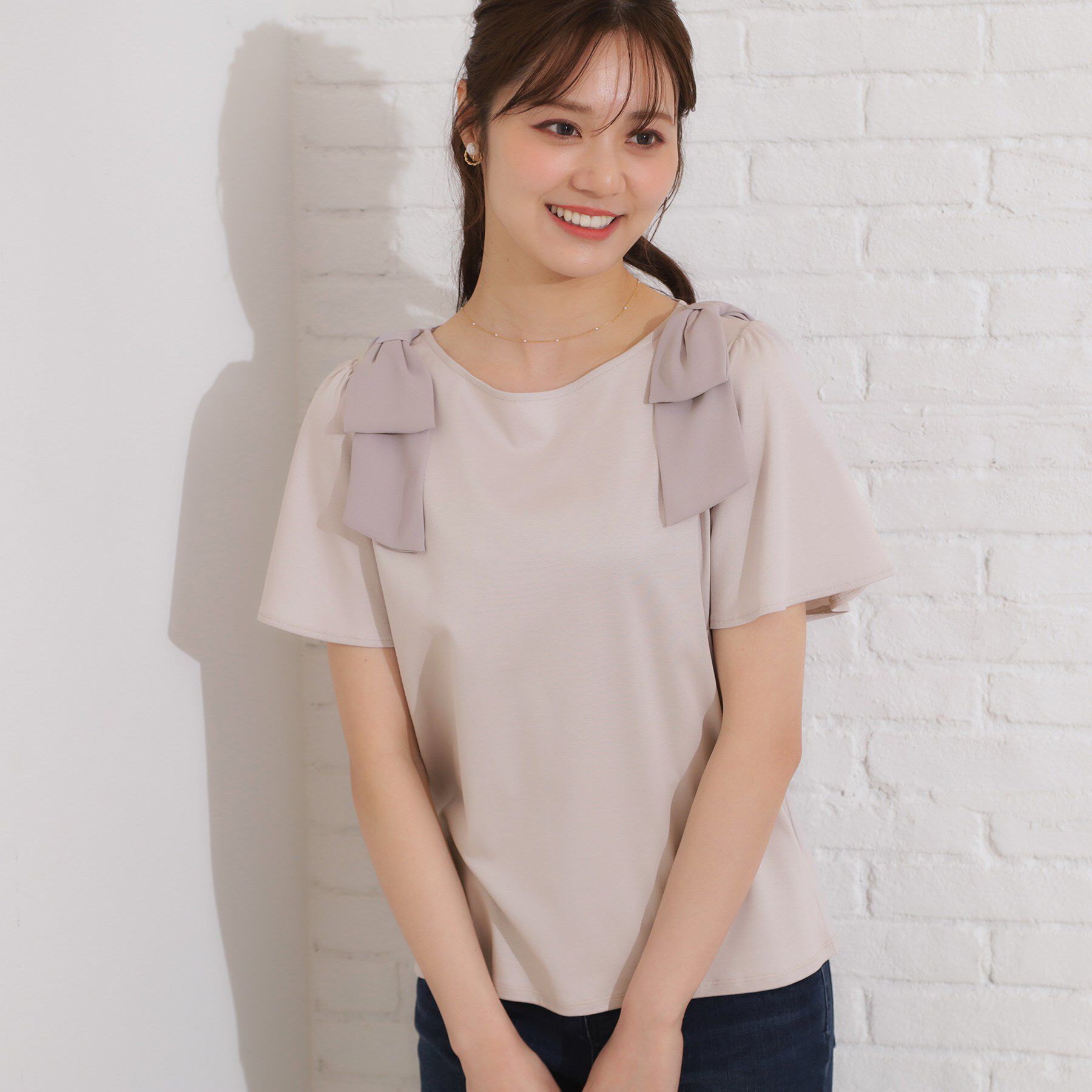 Couture broach「【リボン・マシンウォッシャブル・UV機能・接触冷感】肩リボントップス」|Tシャツ・カットソー|