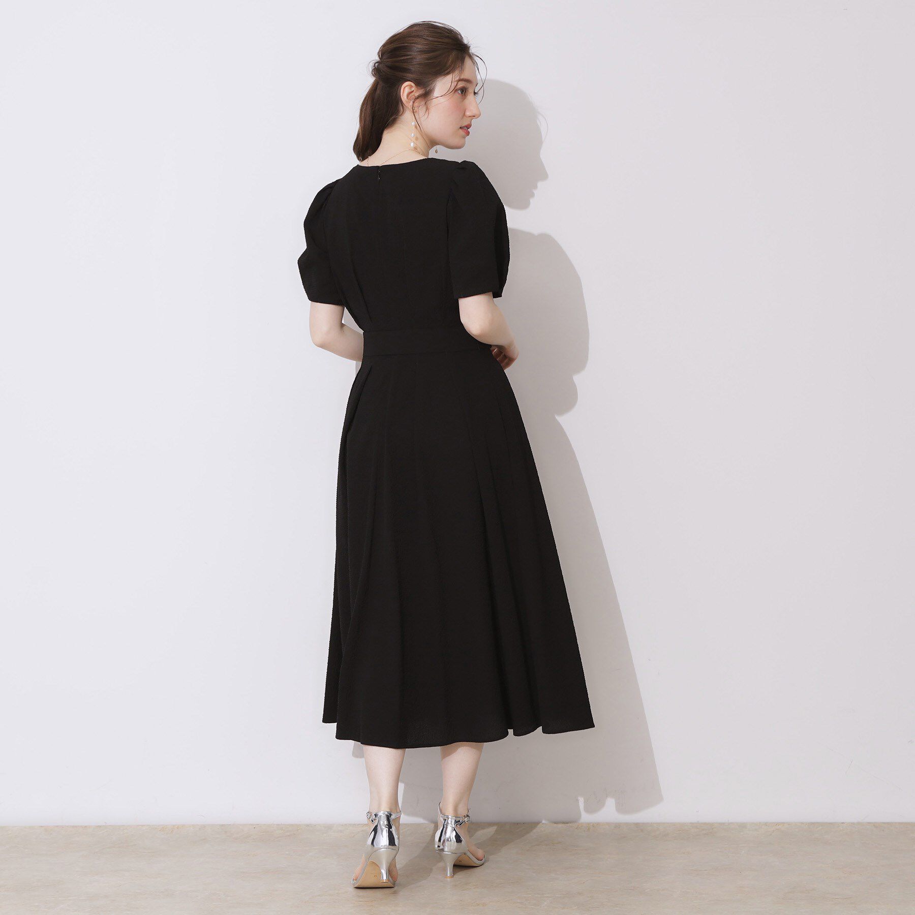 Couture broach「【細見え・キレイめ】サッカータックワンピース」|ワンピース|