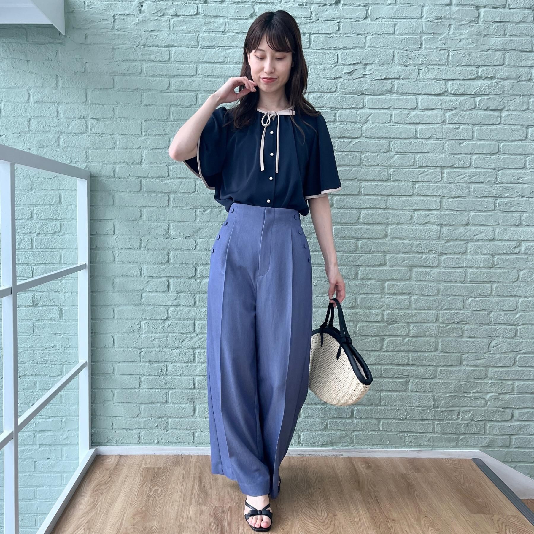 Couture broach「【きれいめ・二の腕カバー・通勤】配色フレア2WAYブラウス」|シャツ・ブラウス|