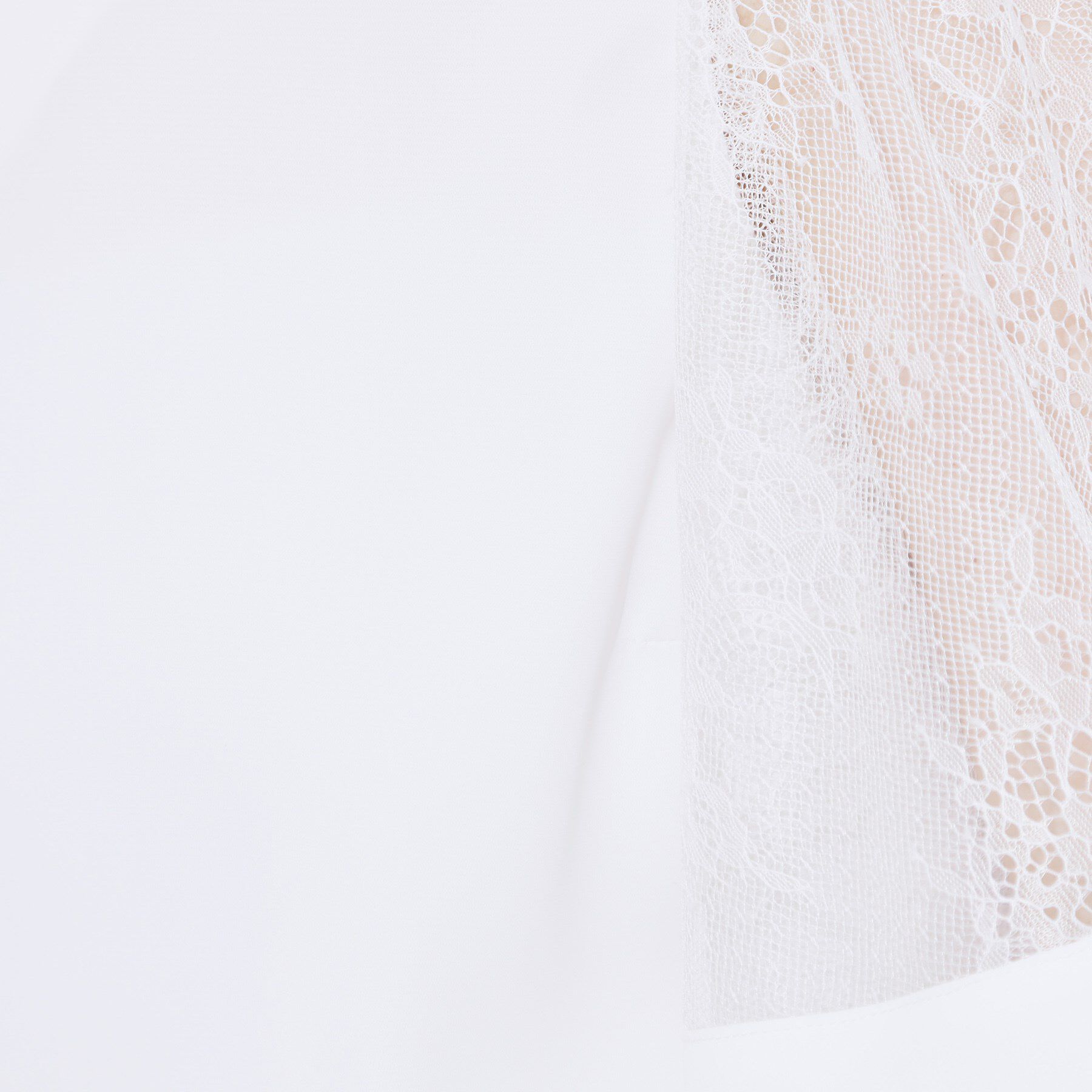 Couture broach「【マシンウォッシャブル・シアー・細見え】Vネック袖レースフレアブラウス」|シャツ・ブラウス|