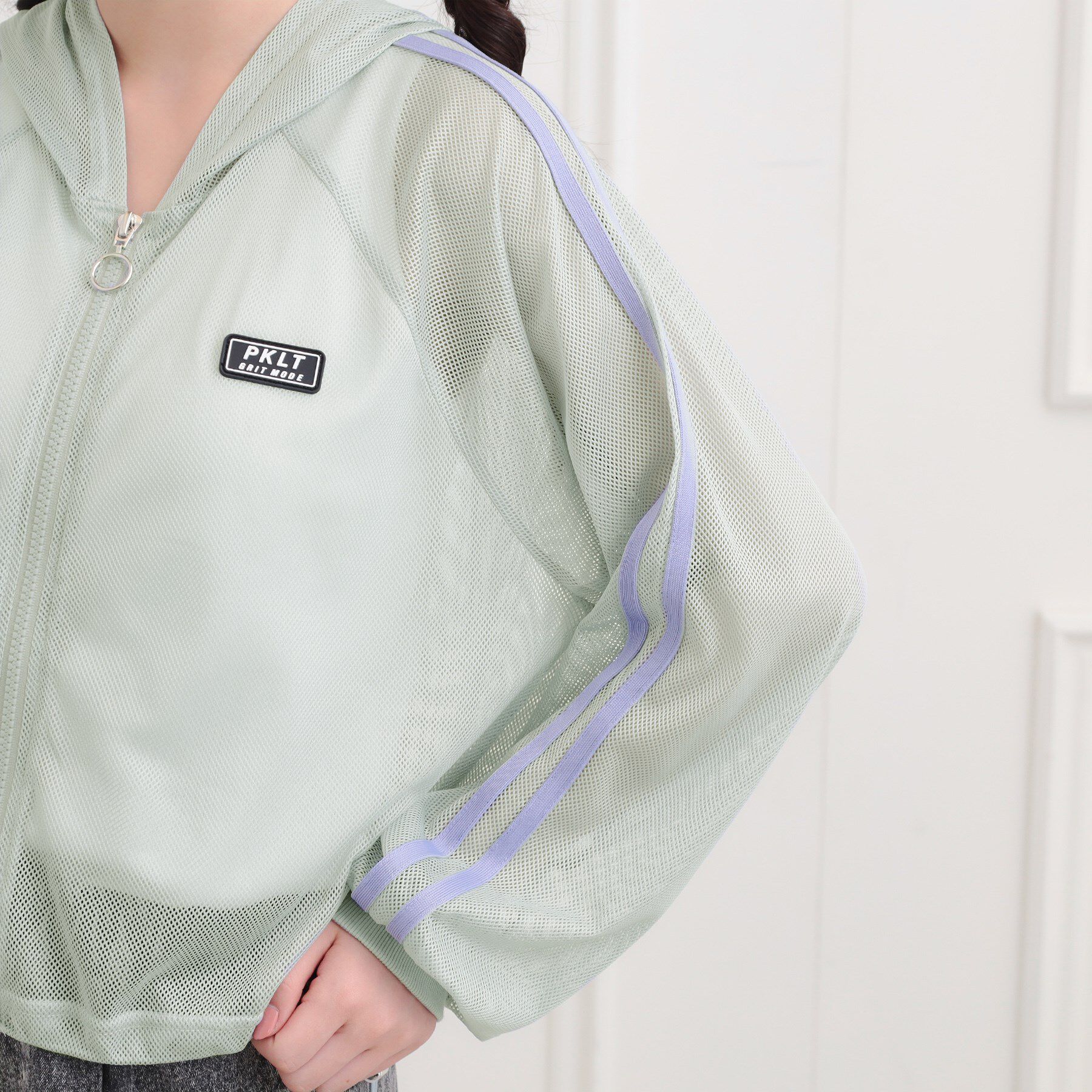 PINK-latte「メッシュラインジップパーカ」|パーカー|