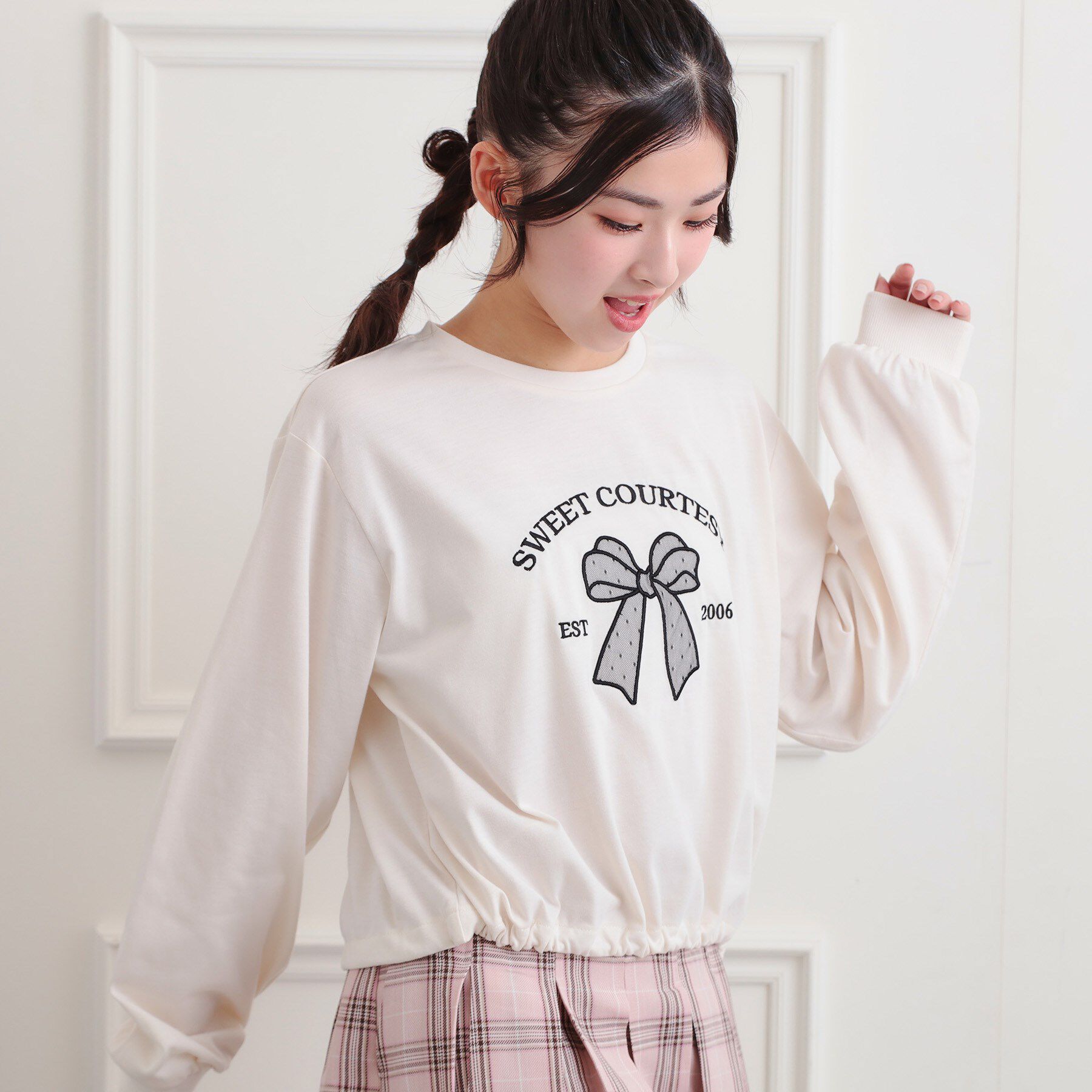 PINK-latte「裾ドロストチュールプルオーバー」|Tシャツ・カットソー|アイボリー(004)