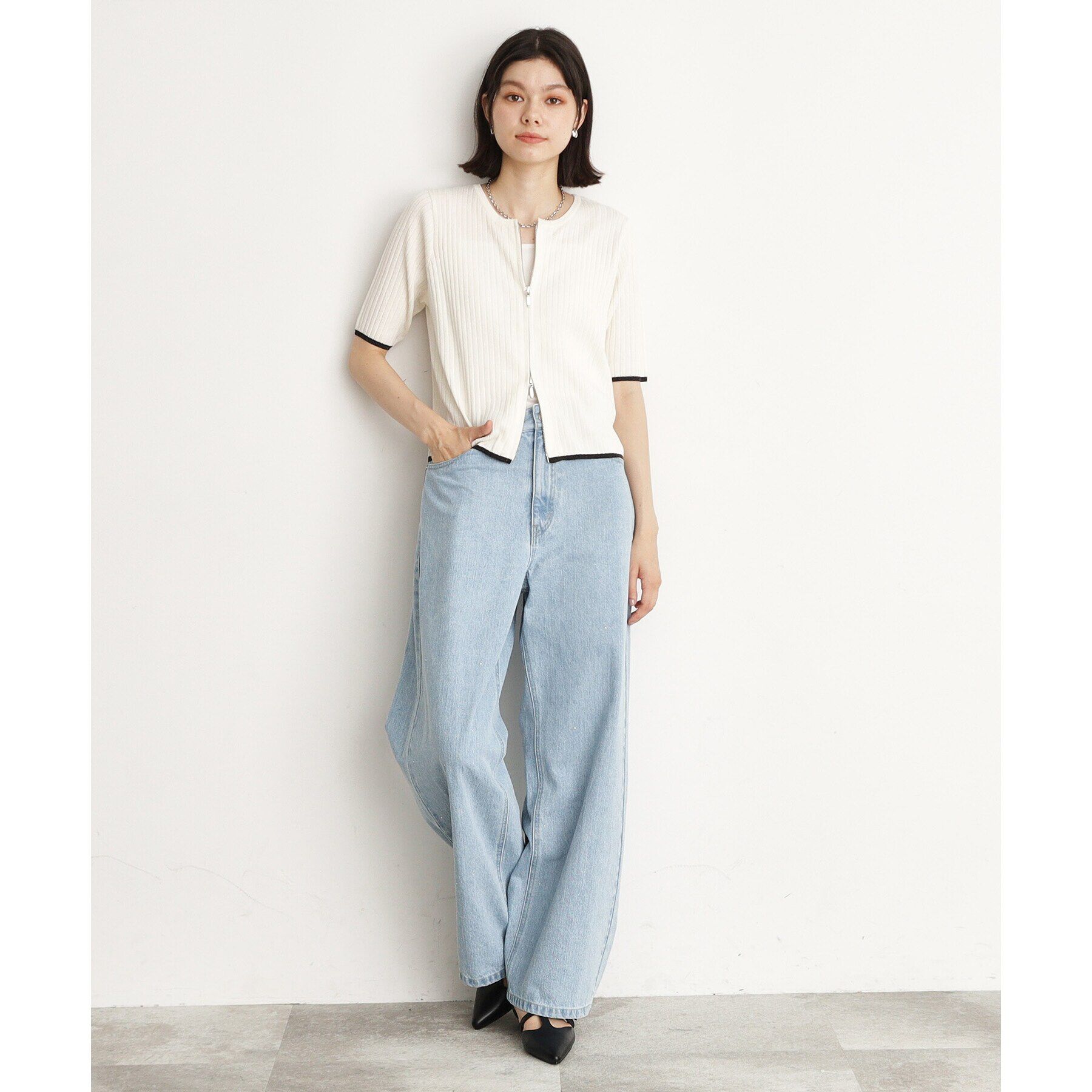 THE SHOP TK「【＠BAILA掲載】クリスタル＆箔プリントワイドデニムパンツ」|デニム|