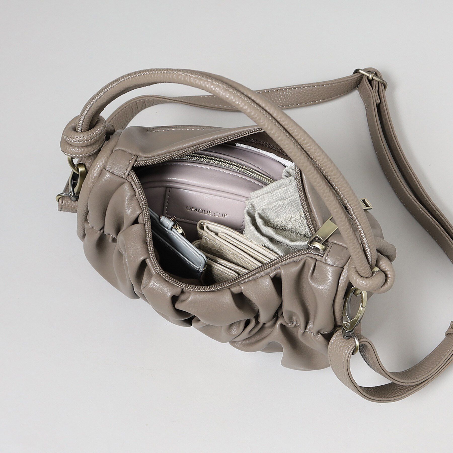 THE SHOP TK「【＠BAILA掲載】ギャザープレートFレザーBAG」|ハンドバッグ|