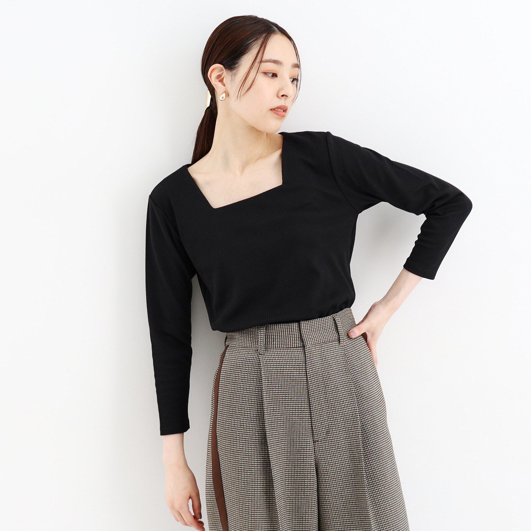 THE SHOP TK「スクエアリブネック9分袖プルオーバー」|ニット・セーター|ブラック(019)