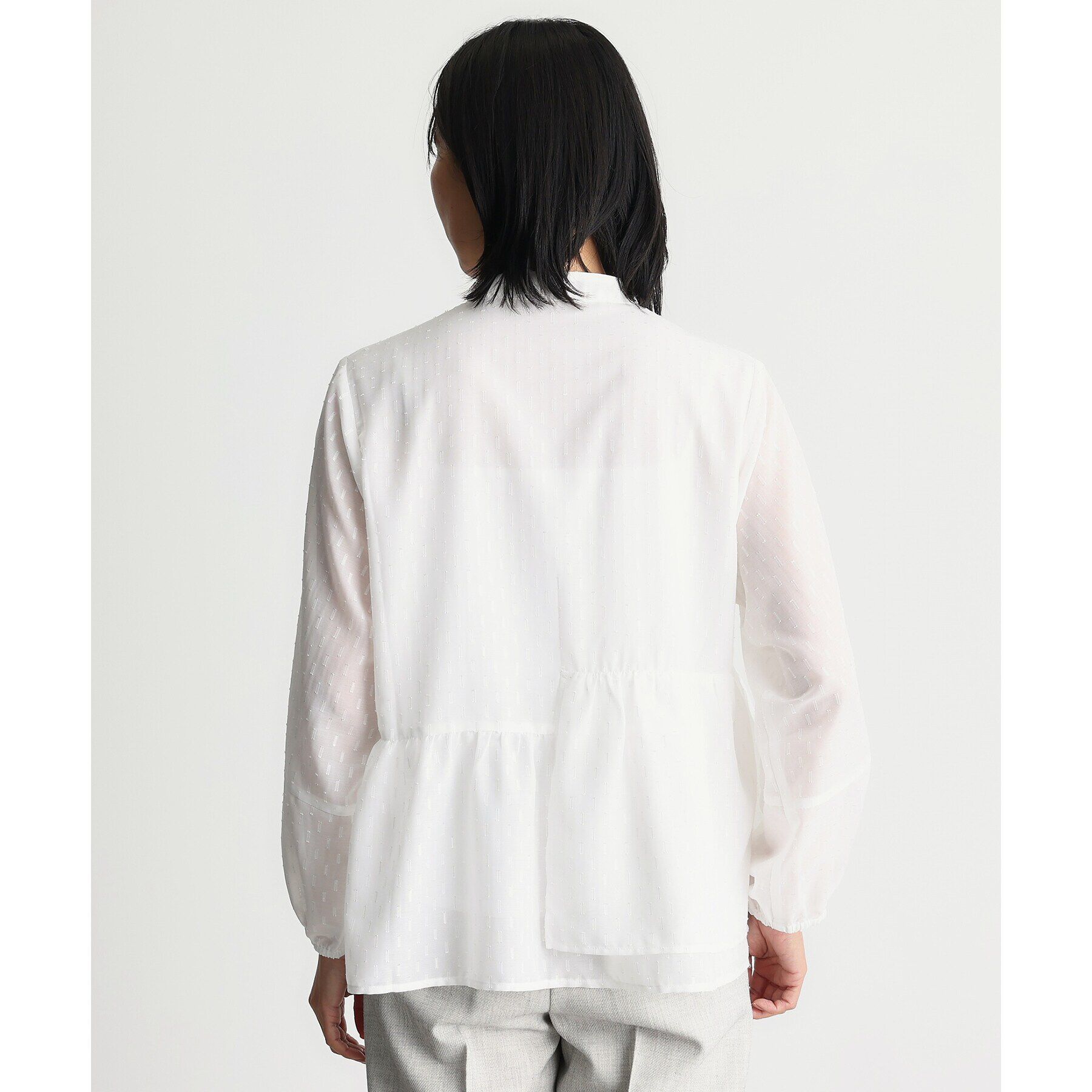 THE SHOP TK「【ONOFF活躍/セレモニー/通勤】カットジャカードペプラムブラウス/洗える」|シャツ・ブラウス|