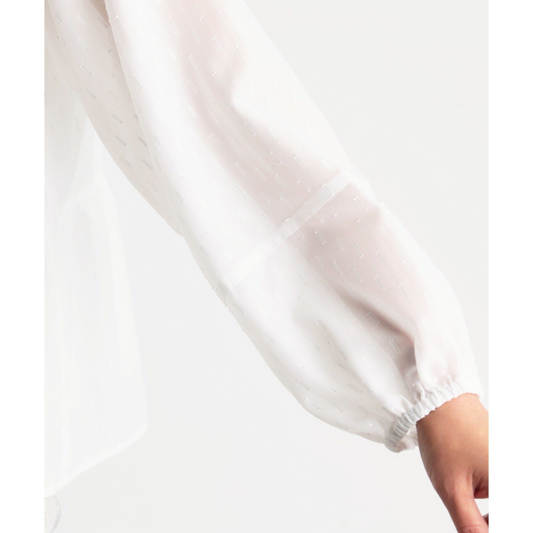 THE SHOP TK「【ONOFF活躍/セレモニー/通勤】カットジャカードペプラムブラウス/洗える」|シャツ・ブラウス|